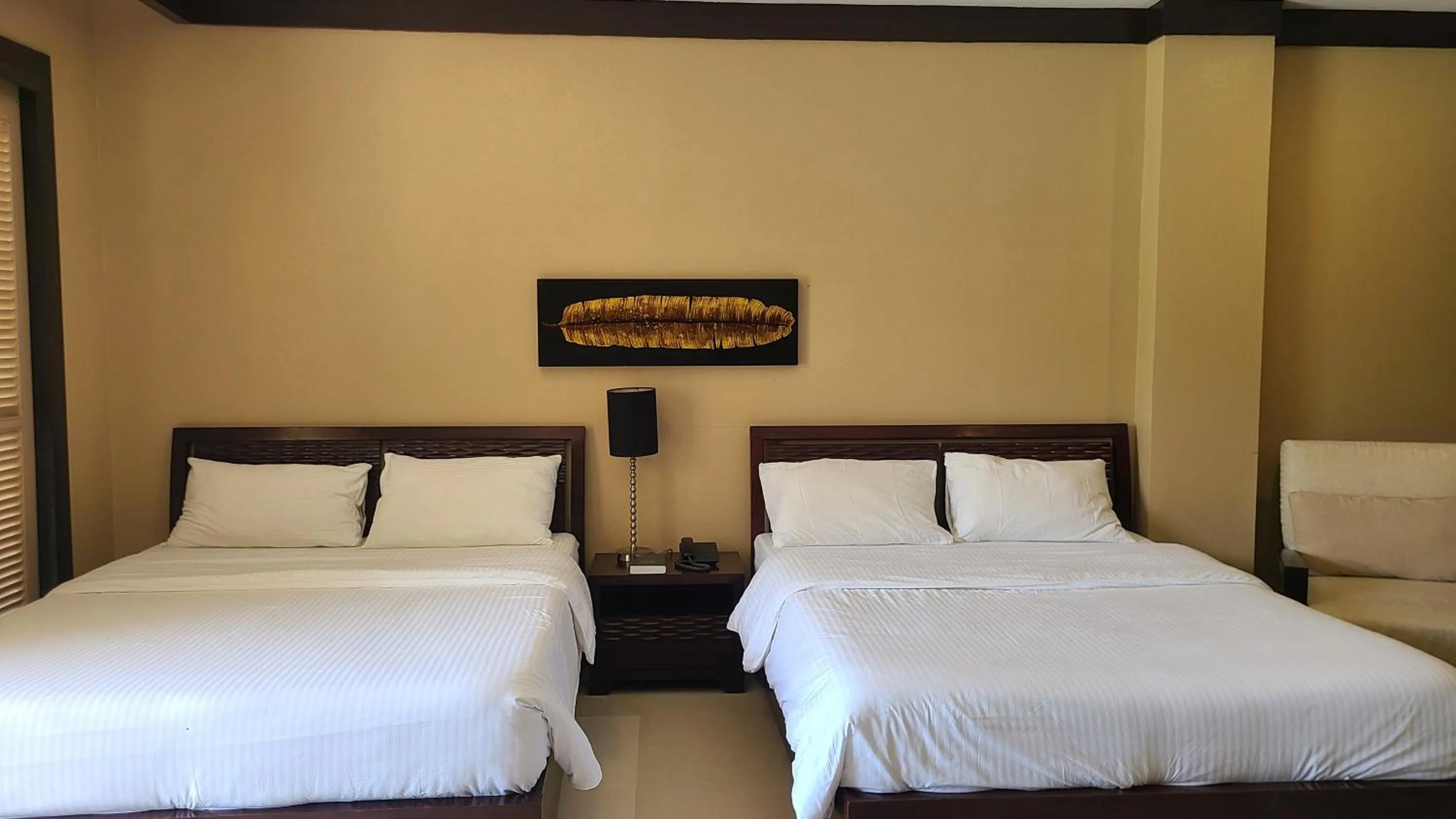 Bedroom, Bed in Coralpoint Gardens Suites & Residences