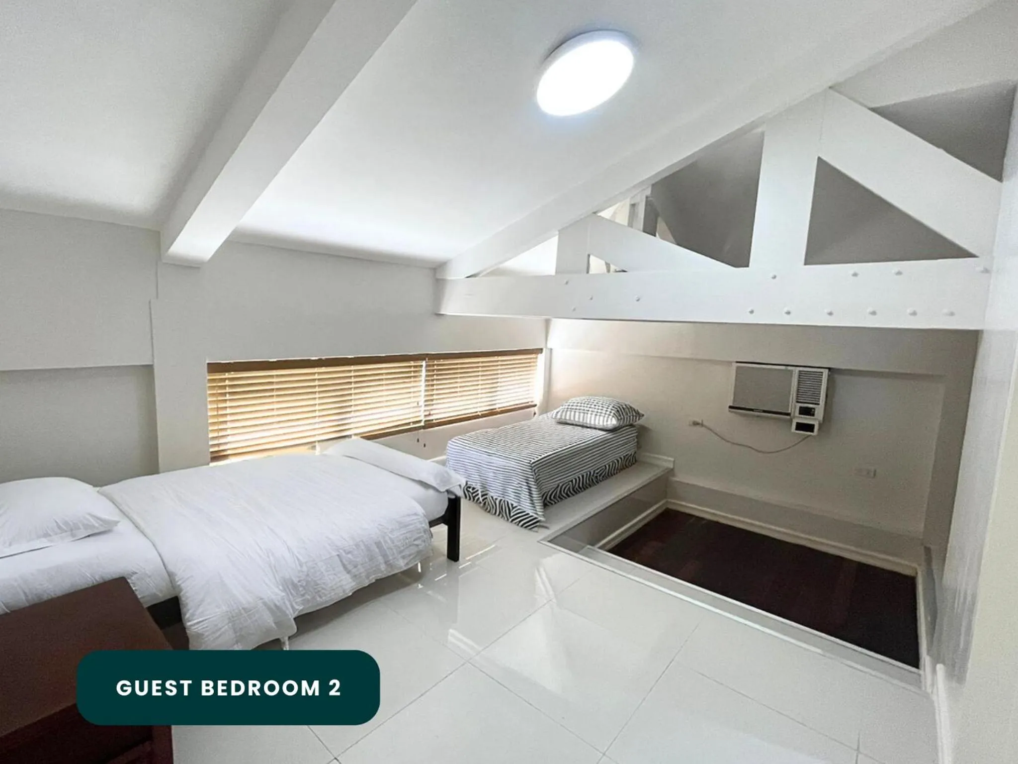 Bed in Coralpoint Gardens Suites & Residences