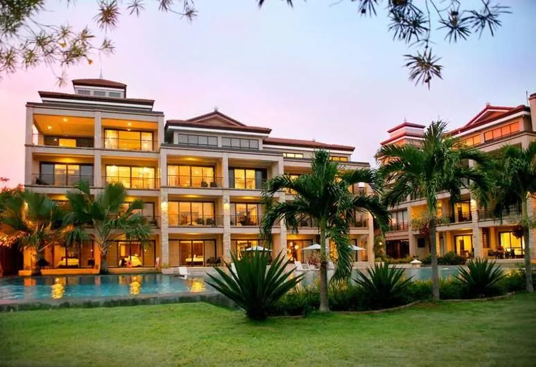 Property building in Coralpoint Gardens Suites & Residences