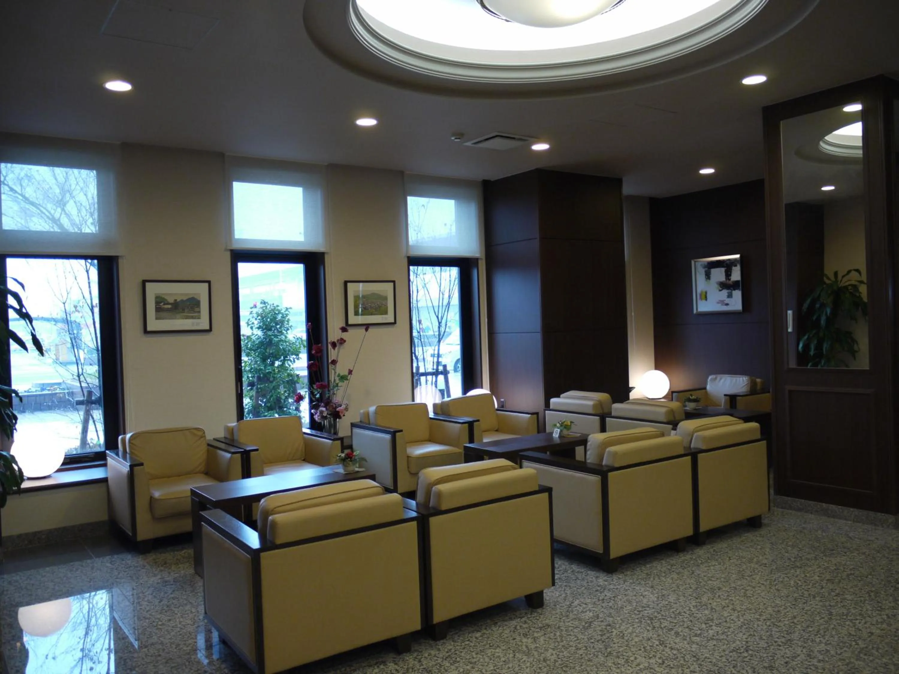 Lobby or reception in Hotel Route-Inn Gifuhashima Ekimae