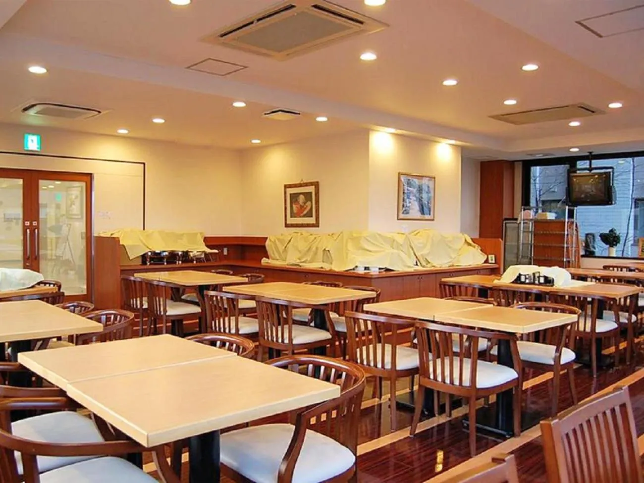 Restaurant/places to eat in Hotel Route-Inn Tsu Ekiminami -Kokudo23gou-