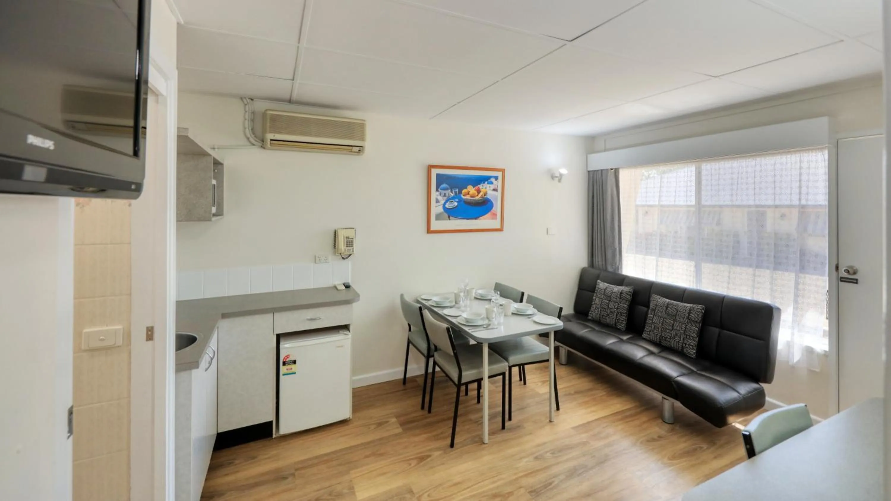 Tumut Farrington motel