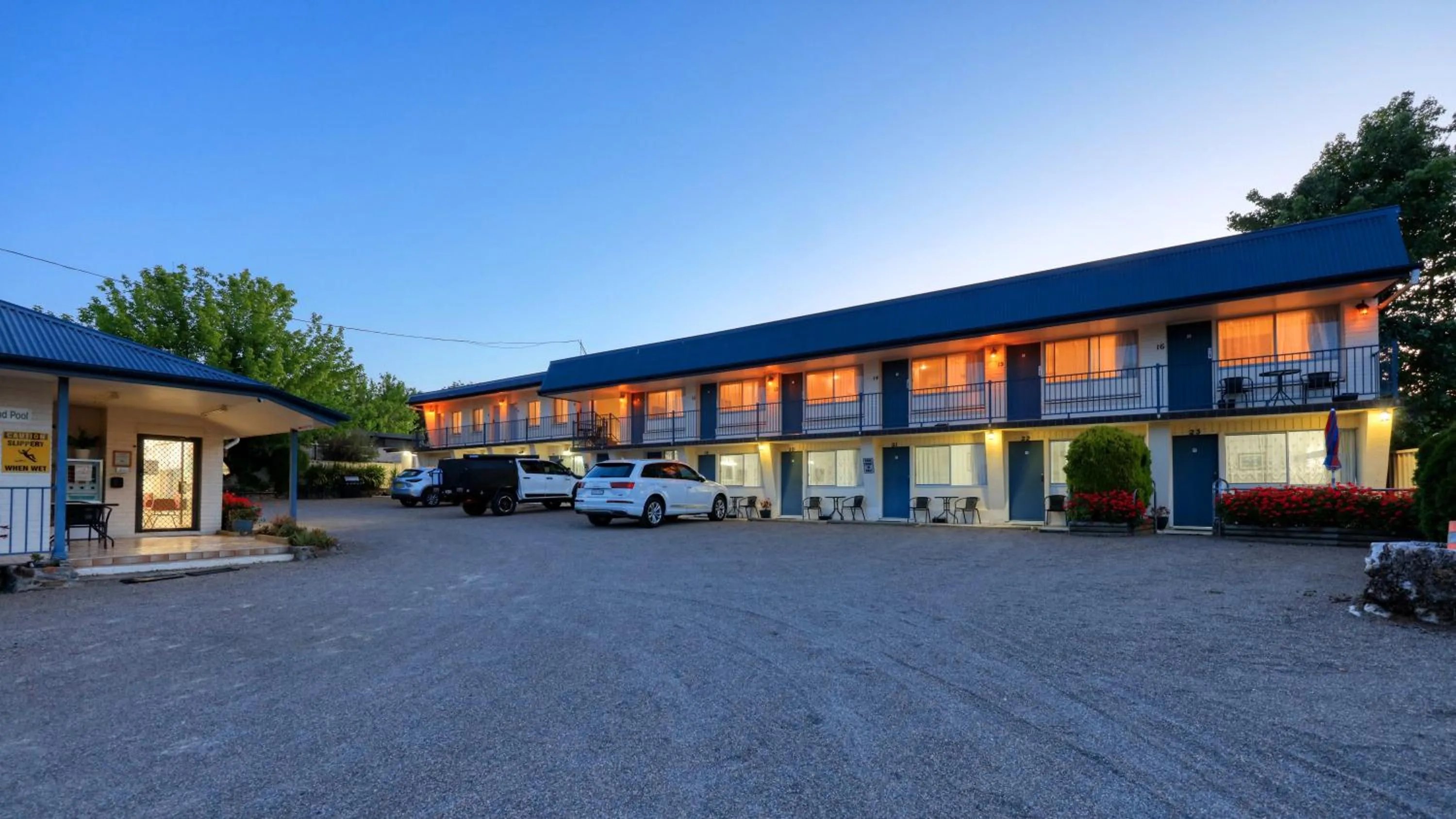 Tumut Farrington motel