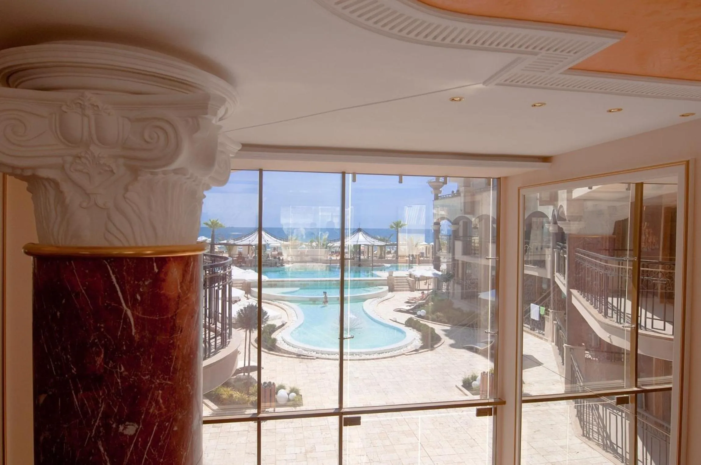 Patio in Golden Rainbow Beach Hotel