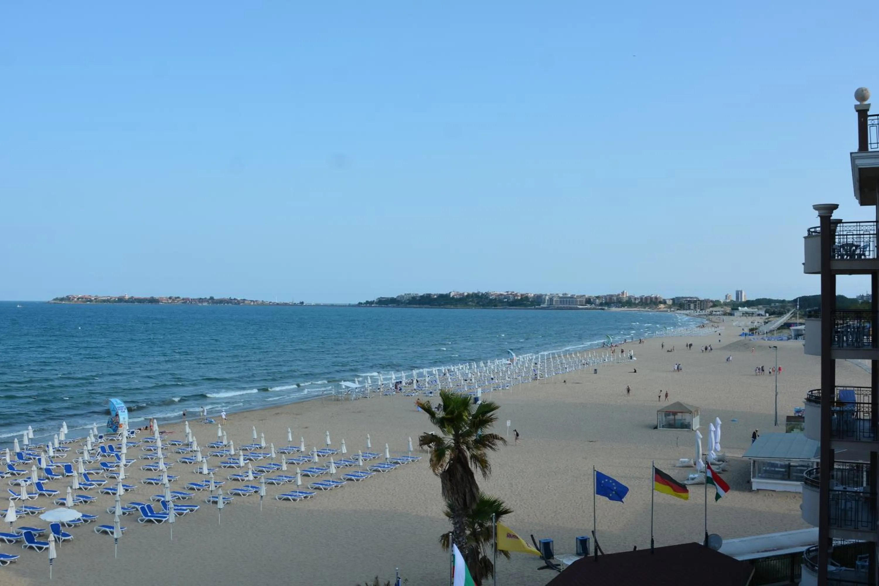 Golden Rainbow Beach Hotel