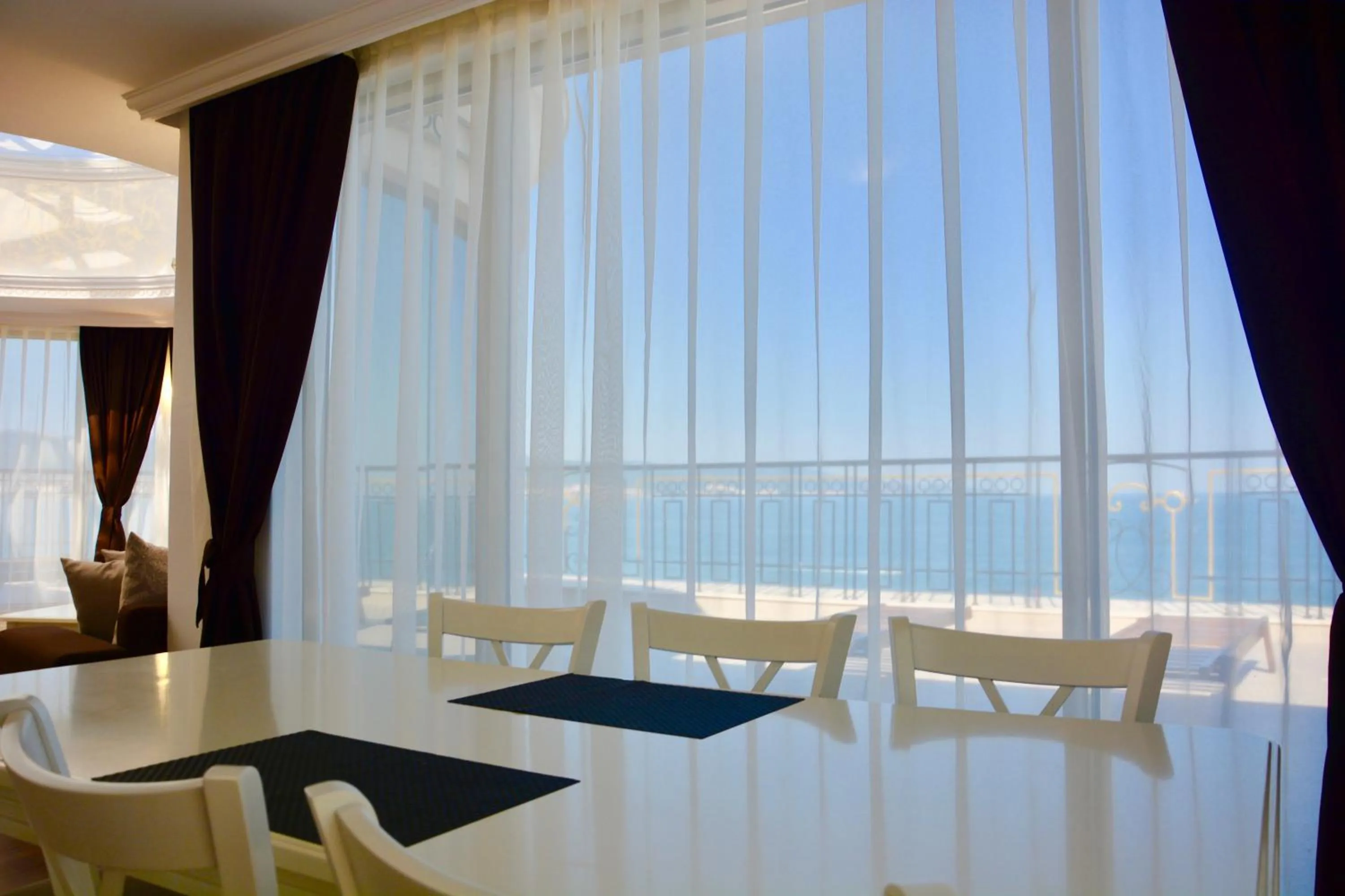 Balcony/Terrace in Golden Rainbow Beach Hotel