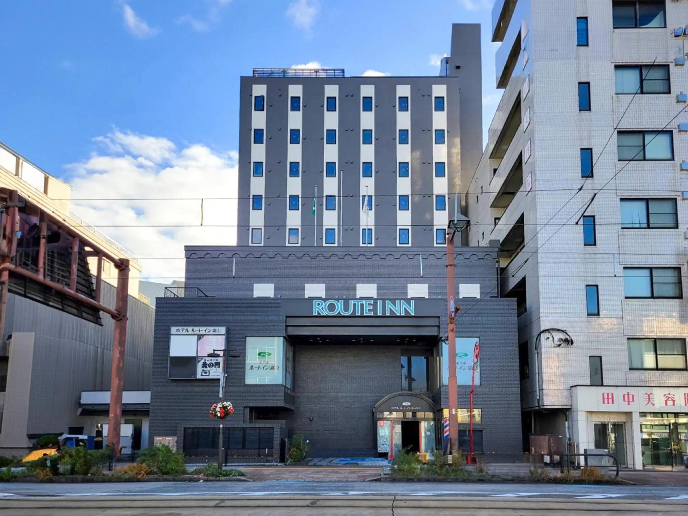 Property building in Hotel Route-Inn Toyama Ekimae
