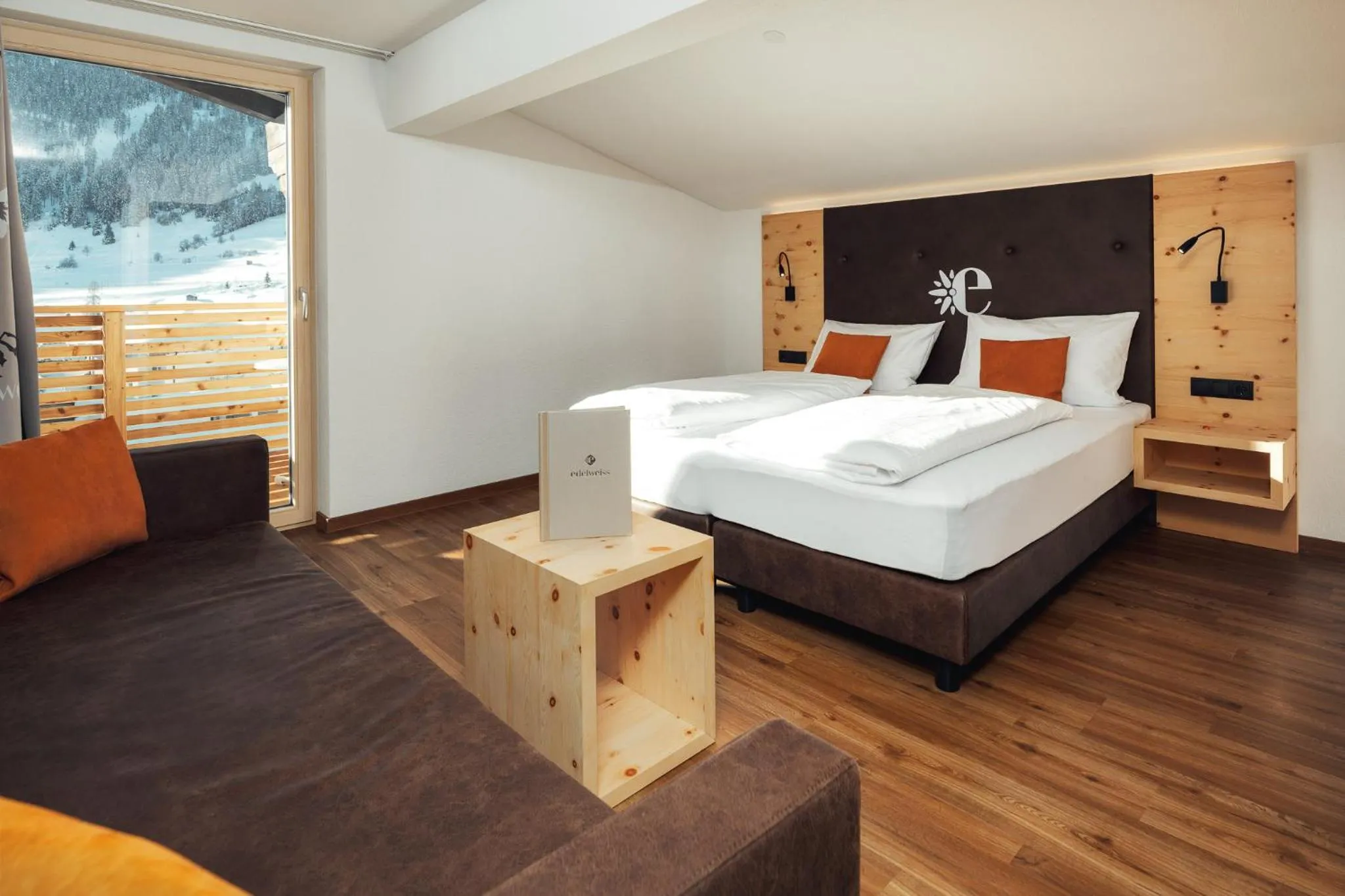 Photo of the whole room, Bed in Hotel Edelweiss Superior