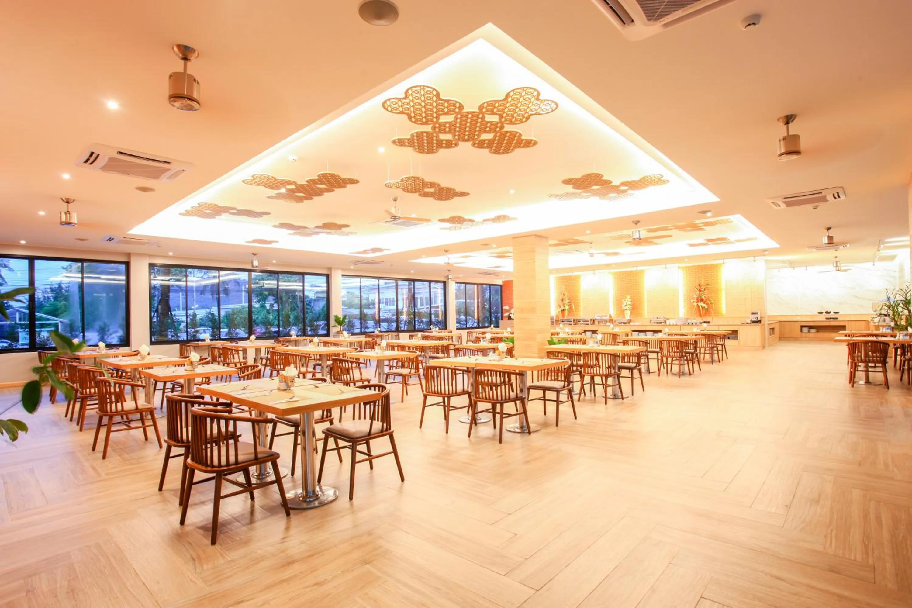 Restaurant/places to eat in CRAFT Resort & Villas, Phuket Town