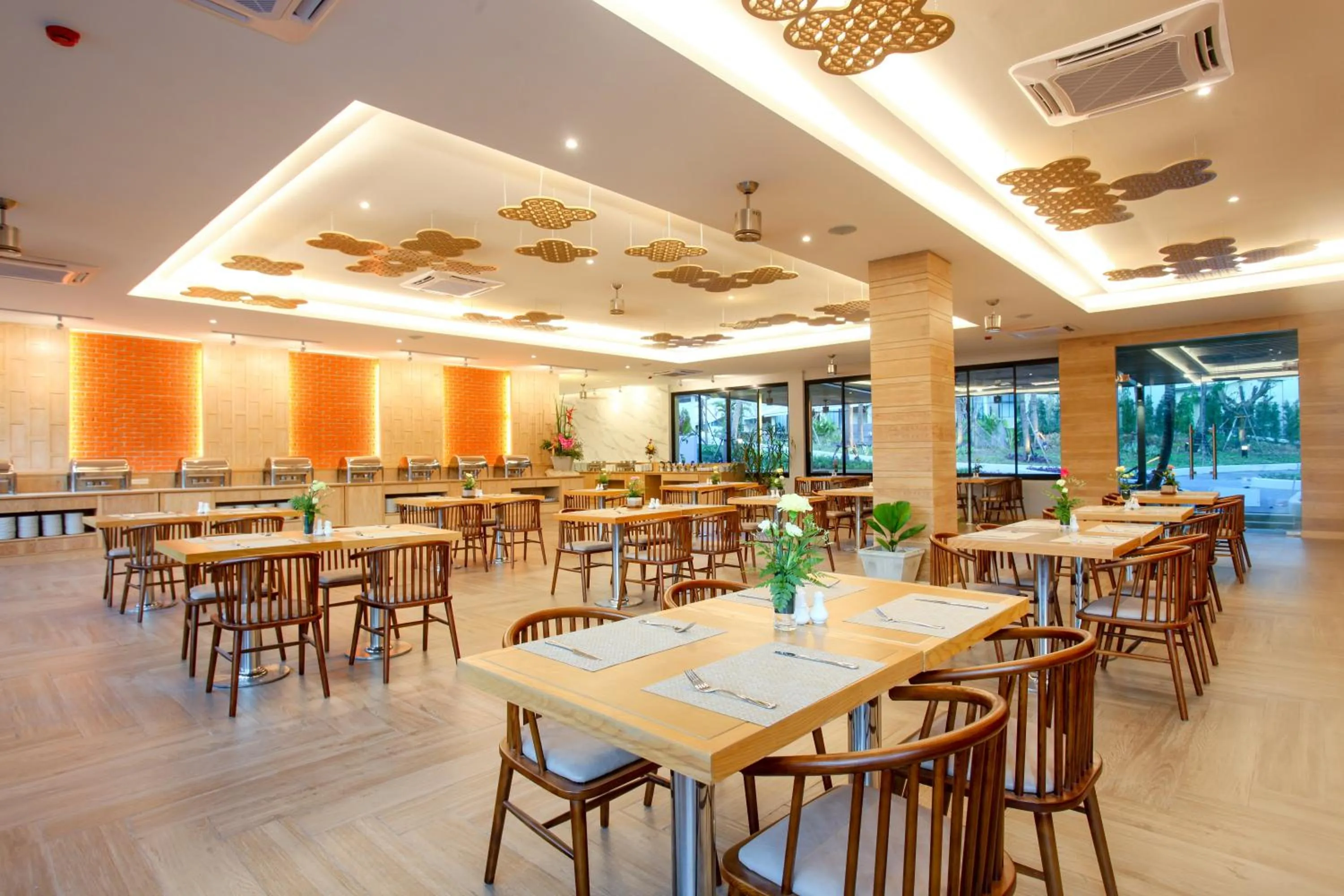 Restaurant/places to eat in CRAFT Resort & Villas, Phuket Town