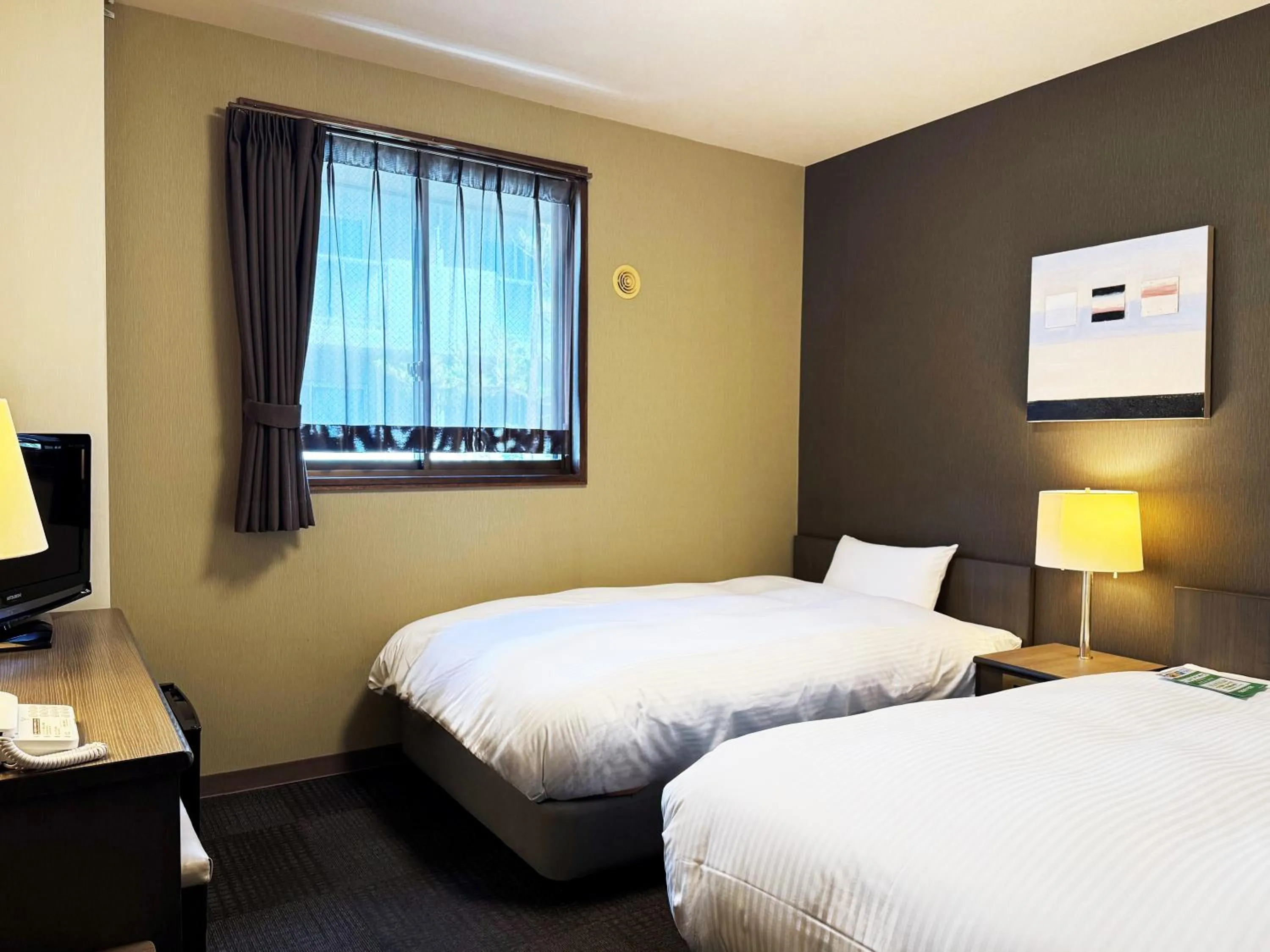 Bedroom, Bed in Hotel Route-Inn Court Kashiwazaki