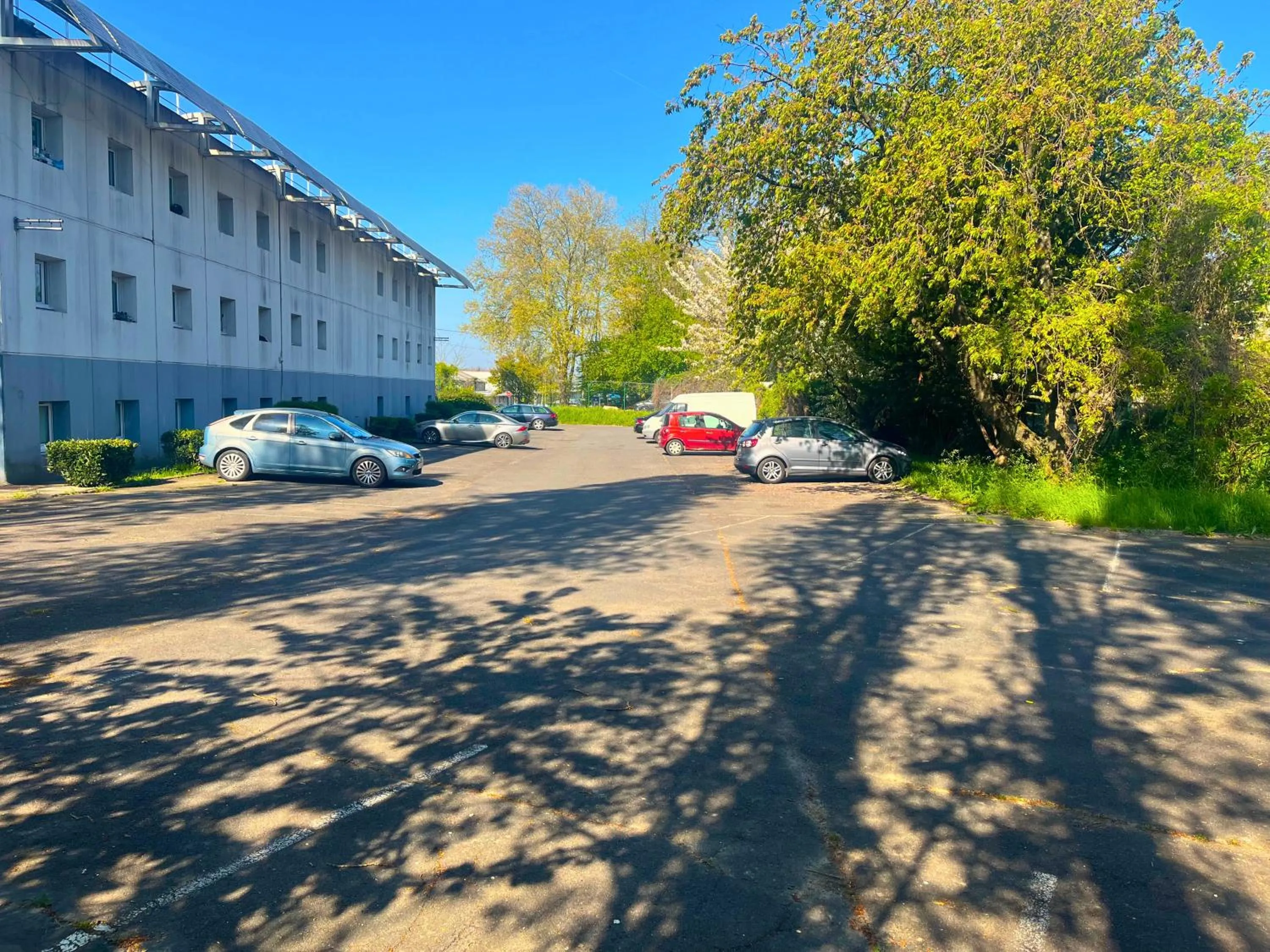 Egg Hôtel Sarcelles