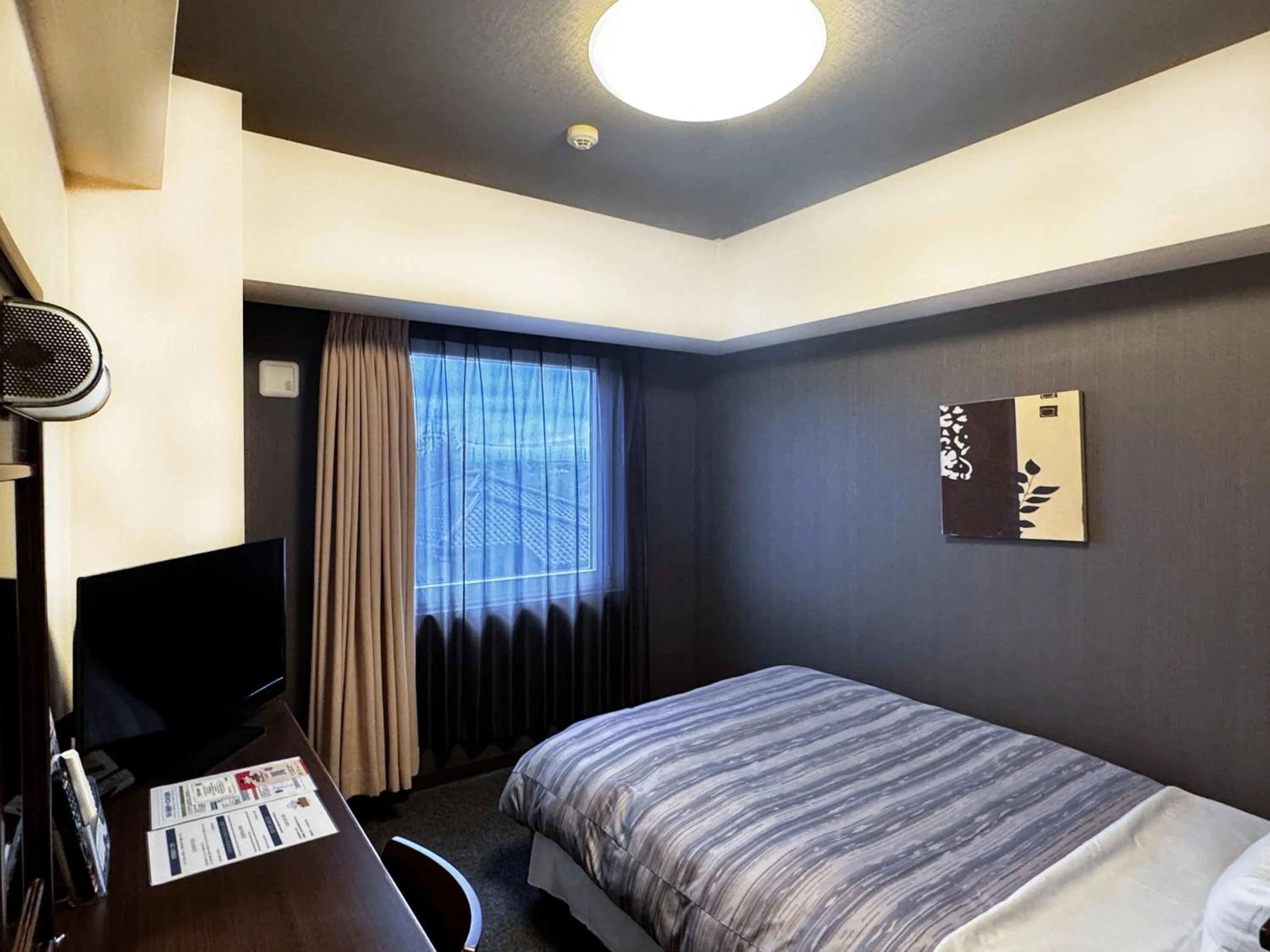 Photo of the whole room, Bed in Hotel Route-Inn Oyama
