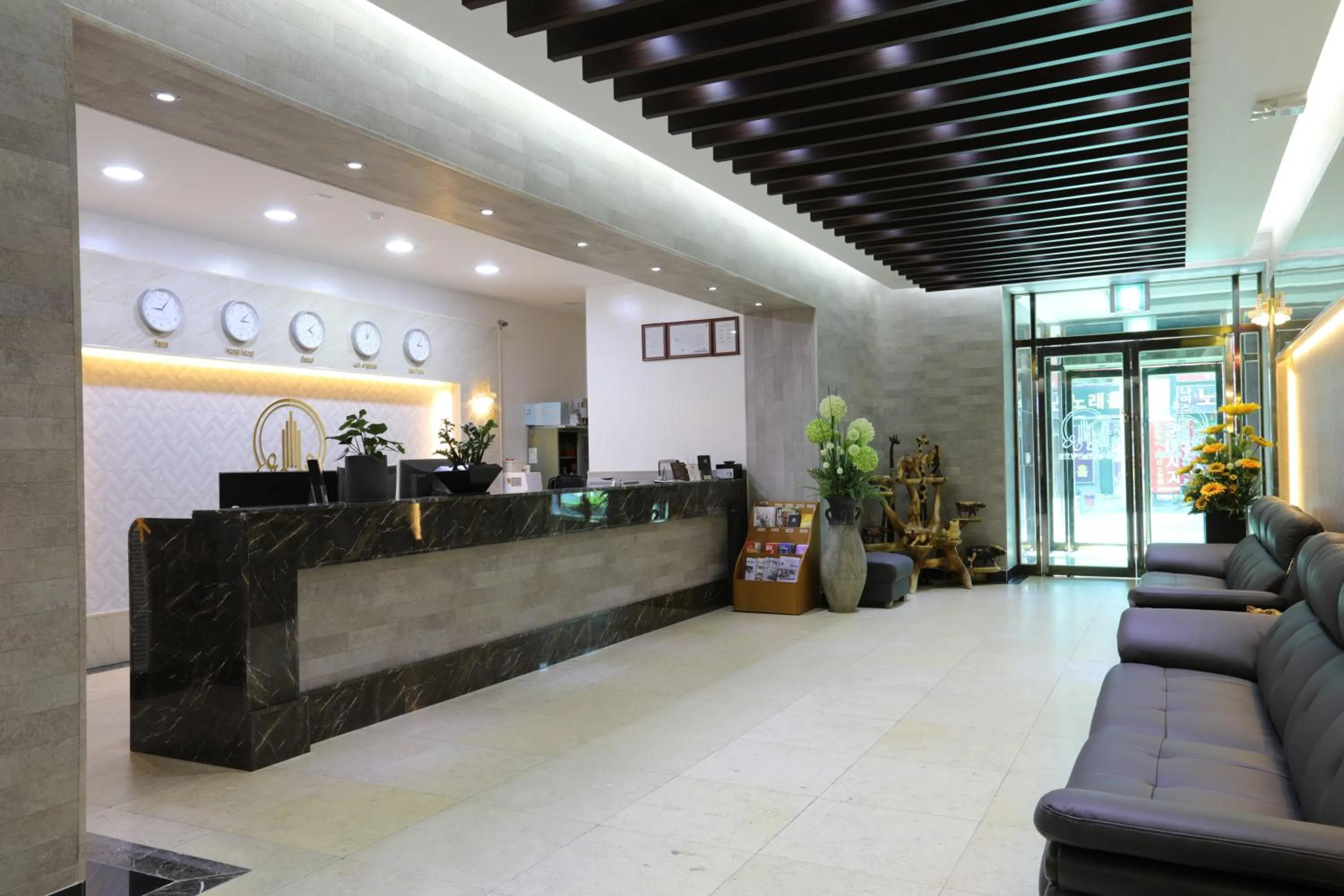 Property building in Gwangju Empire Hotel