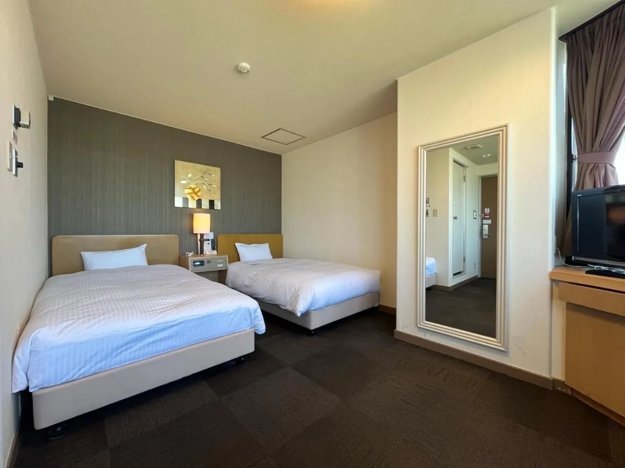 Photo of the whole room, Bed in Hotel Route-Inn Seibu Chichibu Ekimae