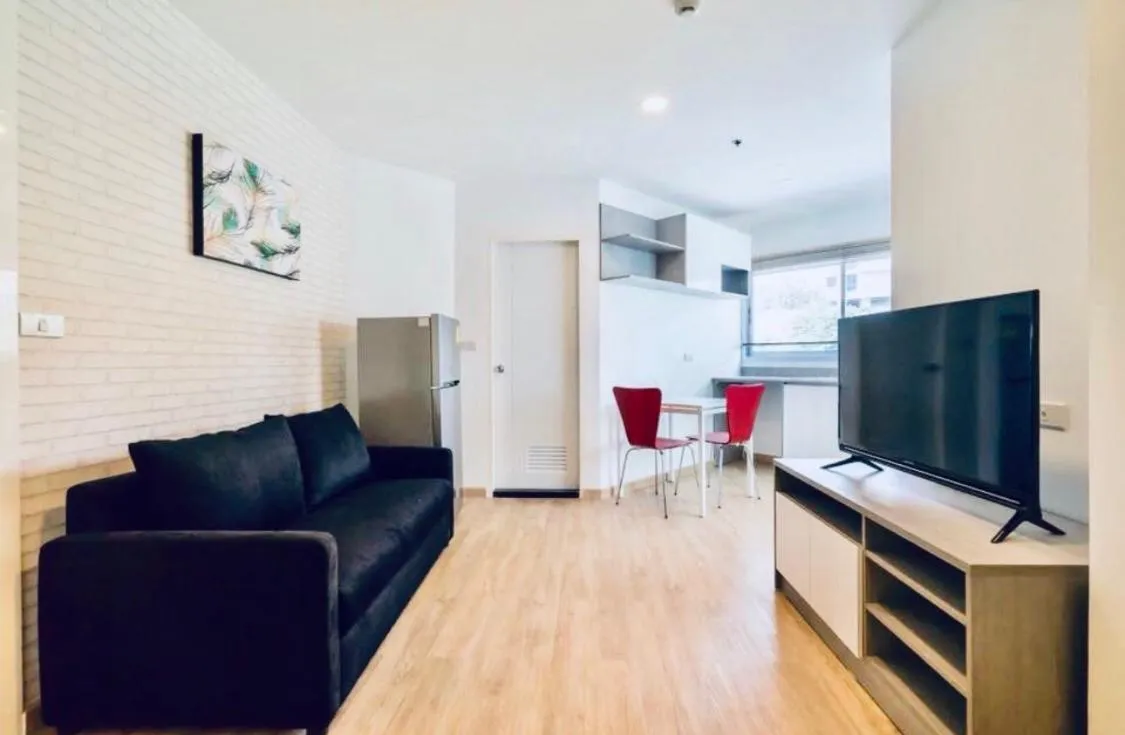 Seating area in The Lux Ladprao 10