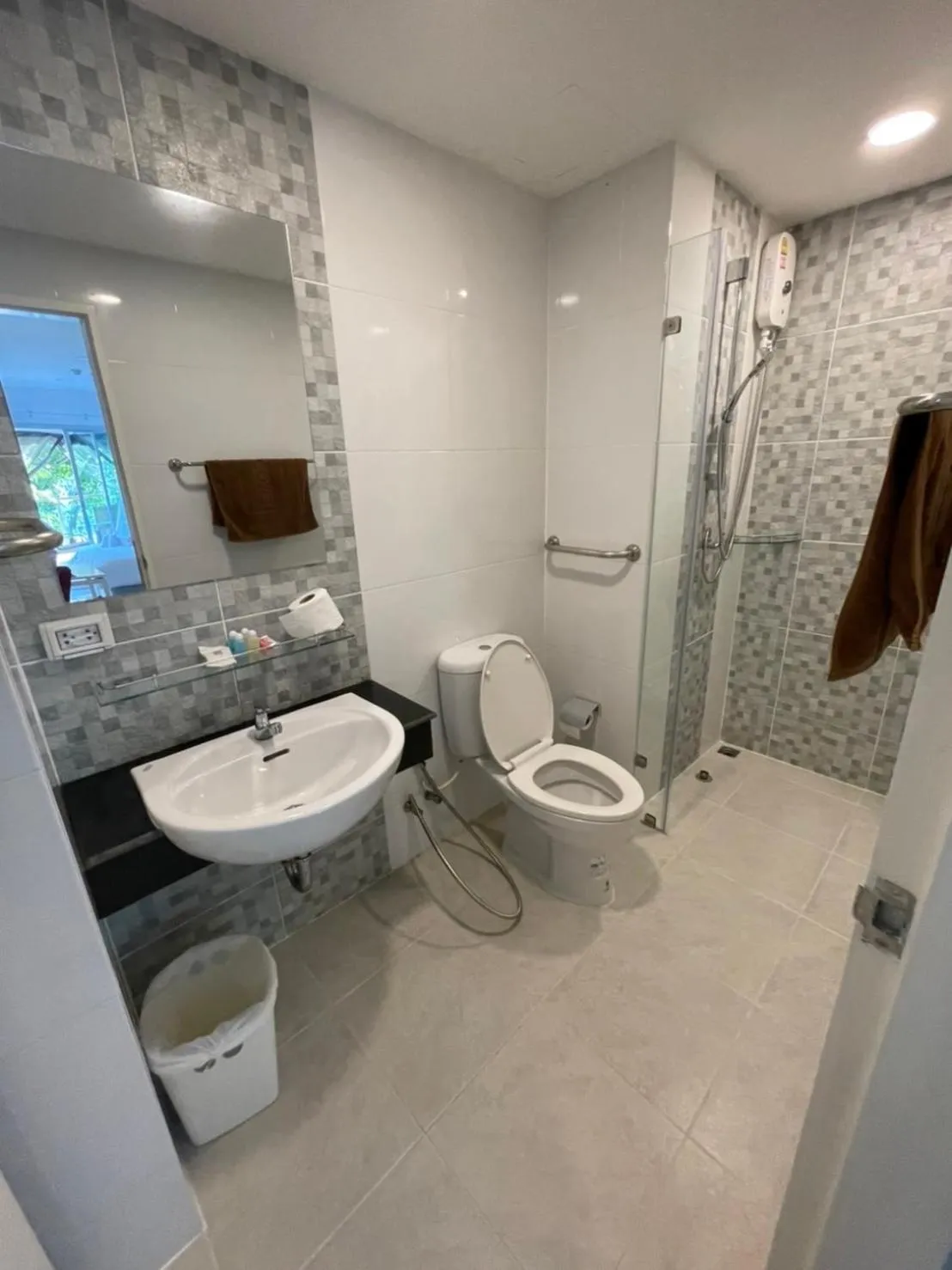 Toilet in The Lux Ladprao 10