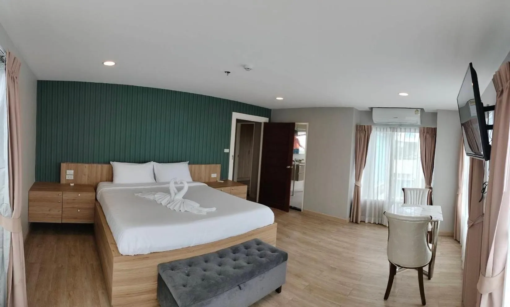 Bed in The Lux Ladprao 10