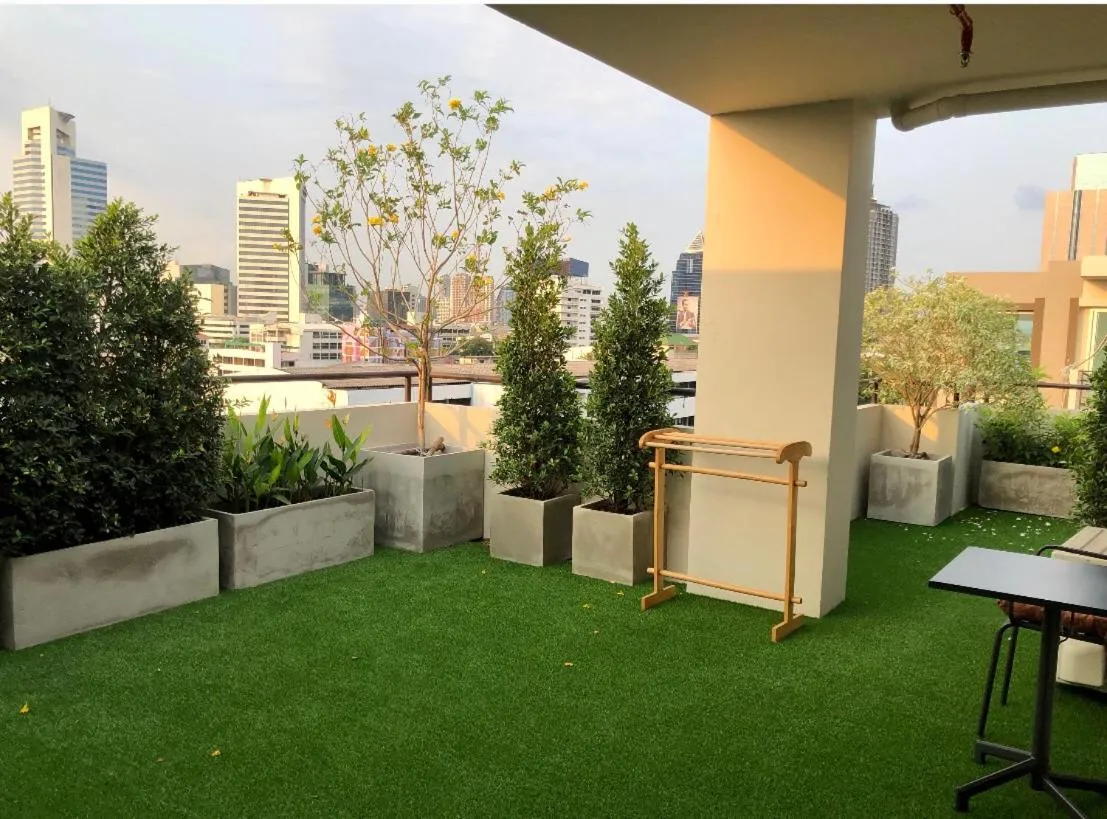 Day in The Lux Ladprao 10