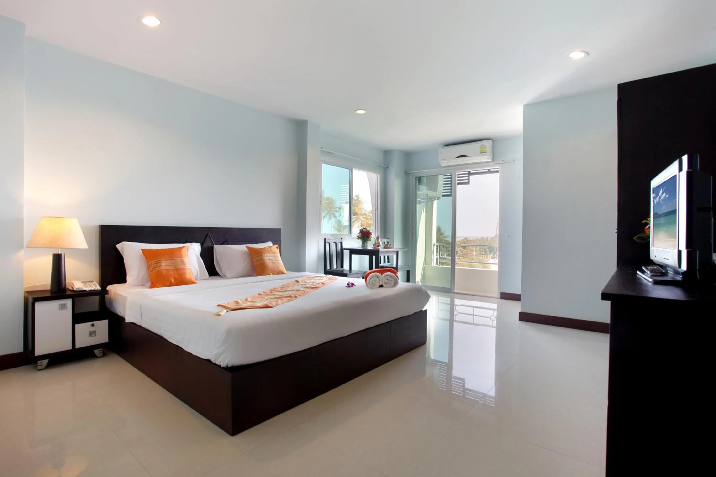 Bed in Raya Rawai Place