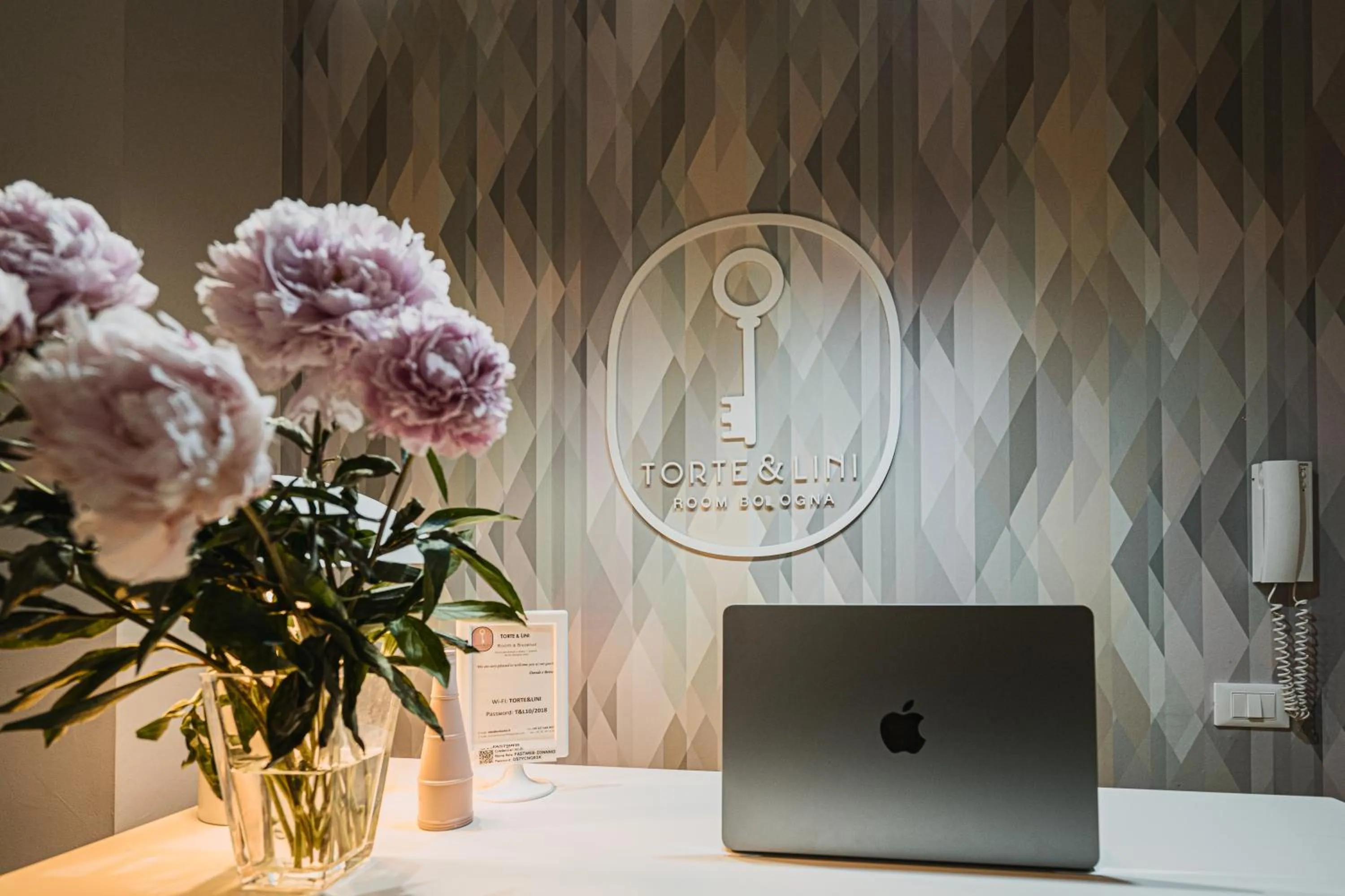 Lobby or reception in TORTE & LINI