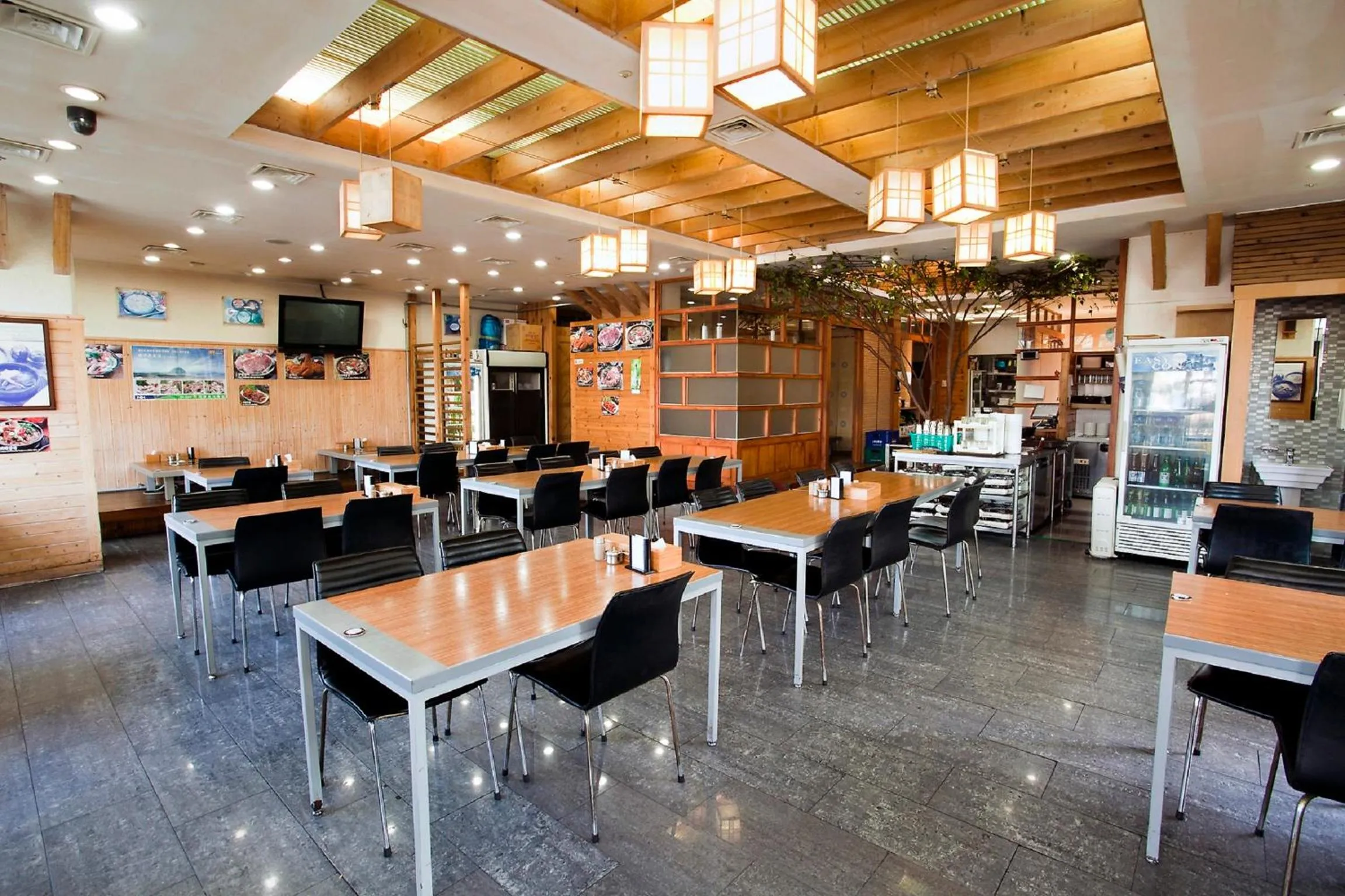 Restaurant/places to eat in Hotel Hu Incheon Airport