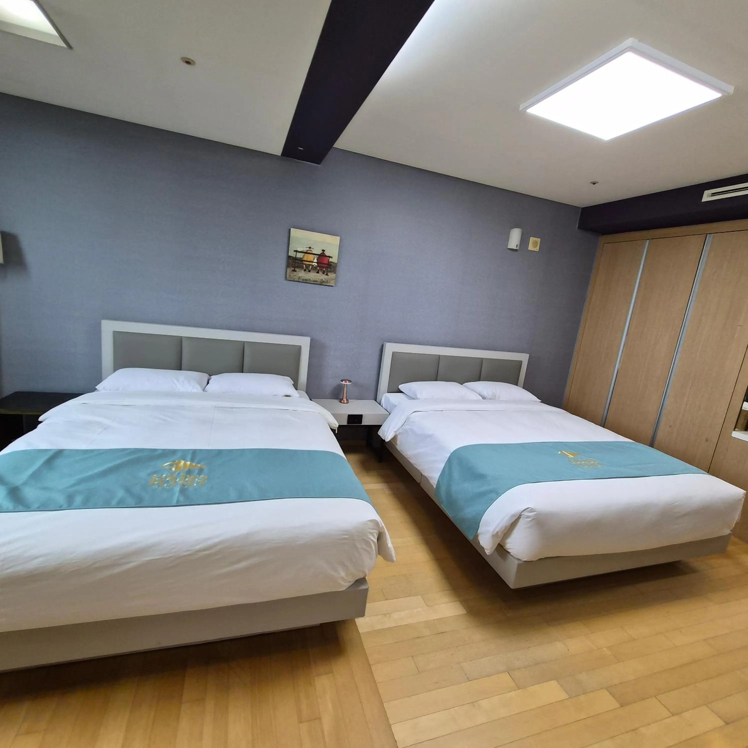 Bed in Hotel Hu Incheon Airport