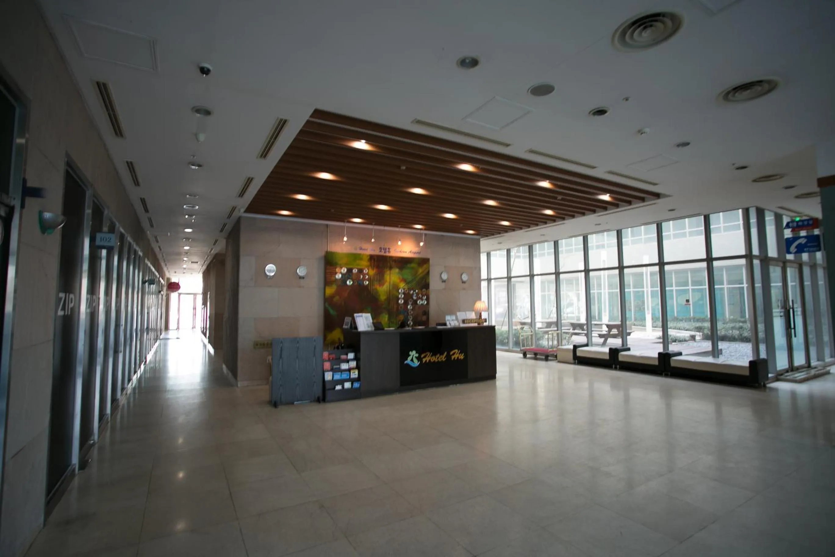 Lobby or reception in Hotel Hu Incheon Airport