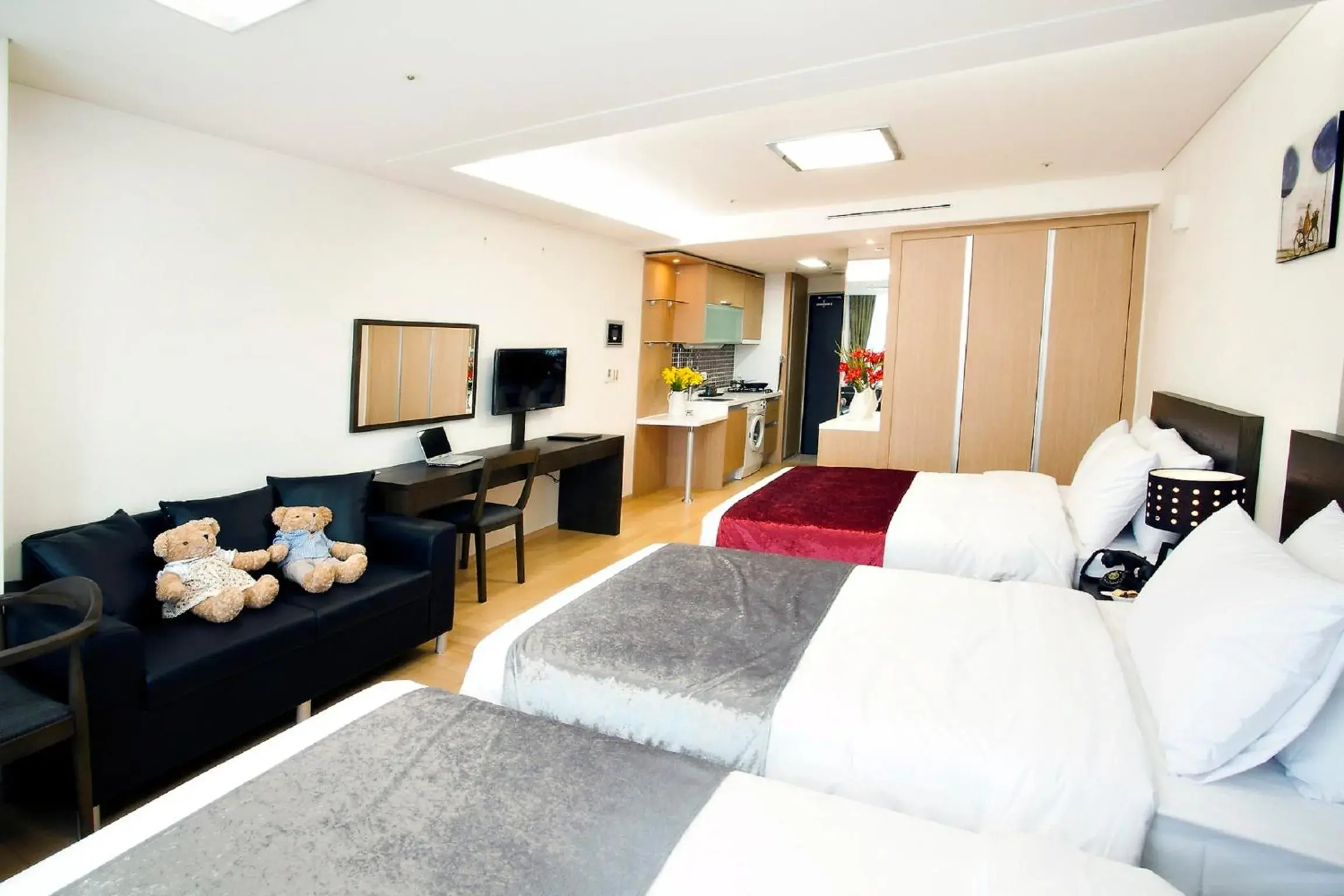 Family Triple Studio in Hotel Hu Incheon Airport Family Triple Studio in Hotel Hu Incheon Airport