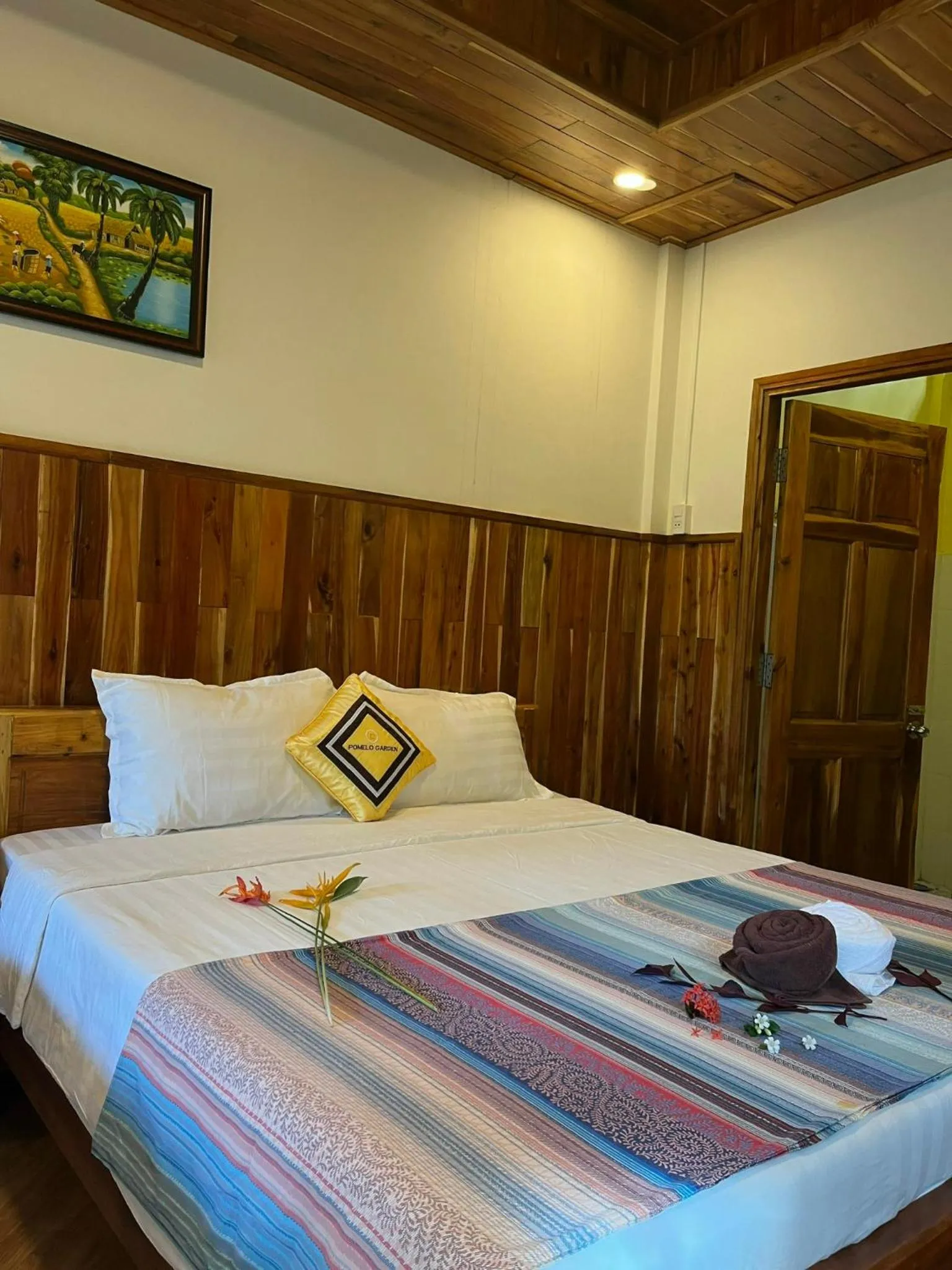 Bed in Phu Quoc Pomelo Garden