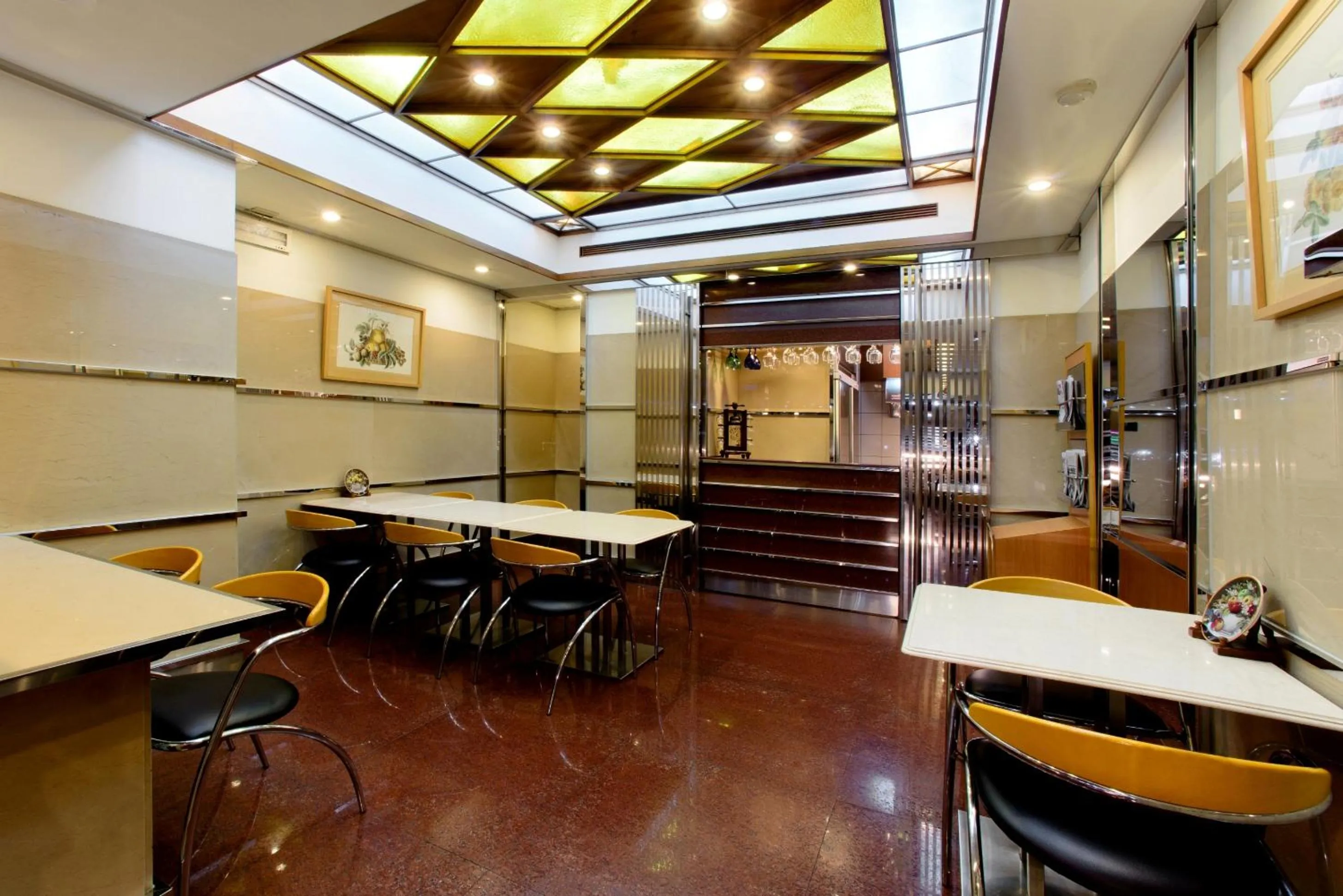 Kao Yuan Hotel - Zhong Zheng