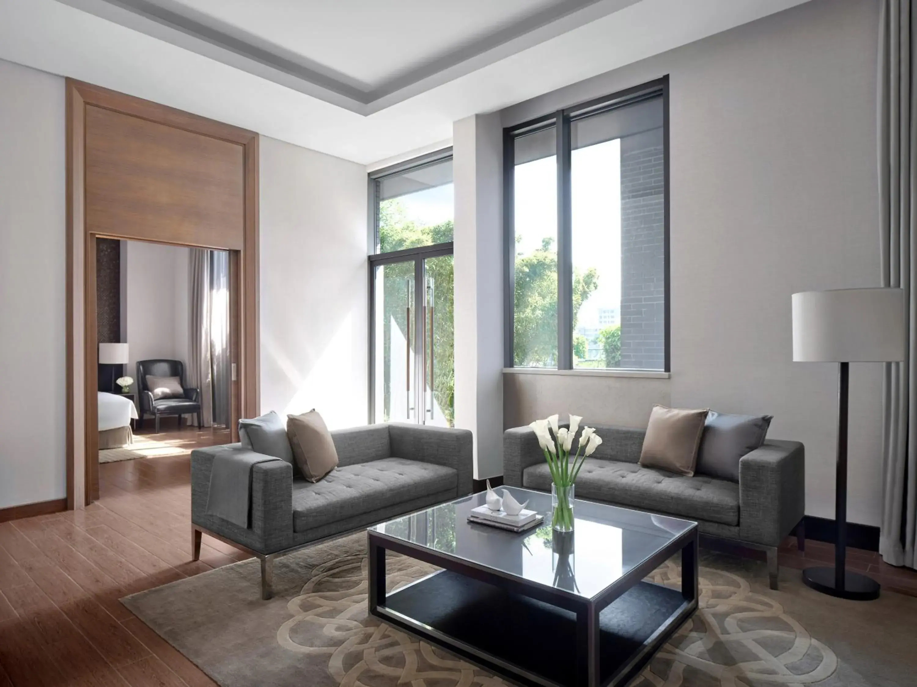Two-Bedroom Villa in Cordis, Foshan, Lingnan Tiandi - Free Shuttle Bus to Canton Fair Two-Bedroom Villa in Cordis, Foshan, Lingnan Tiandi - Free Shuttle Bus to Canton Fair