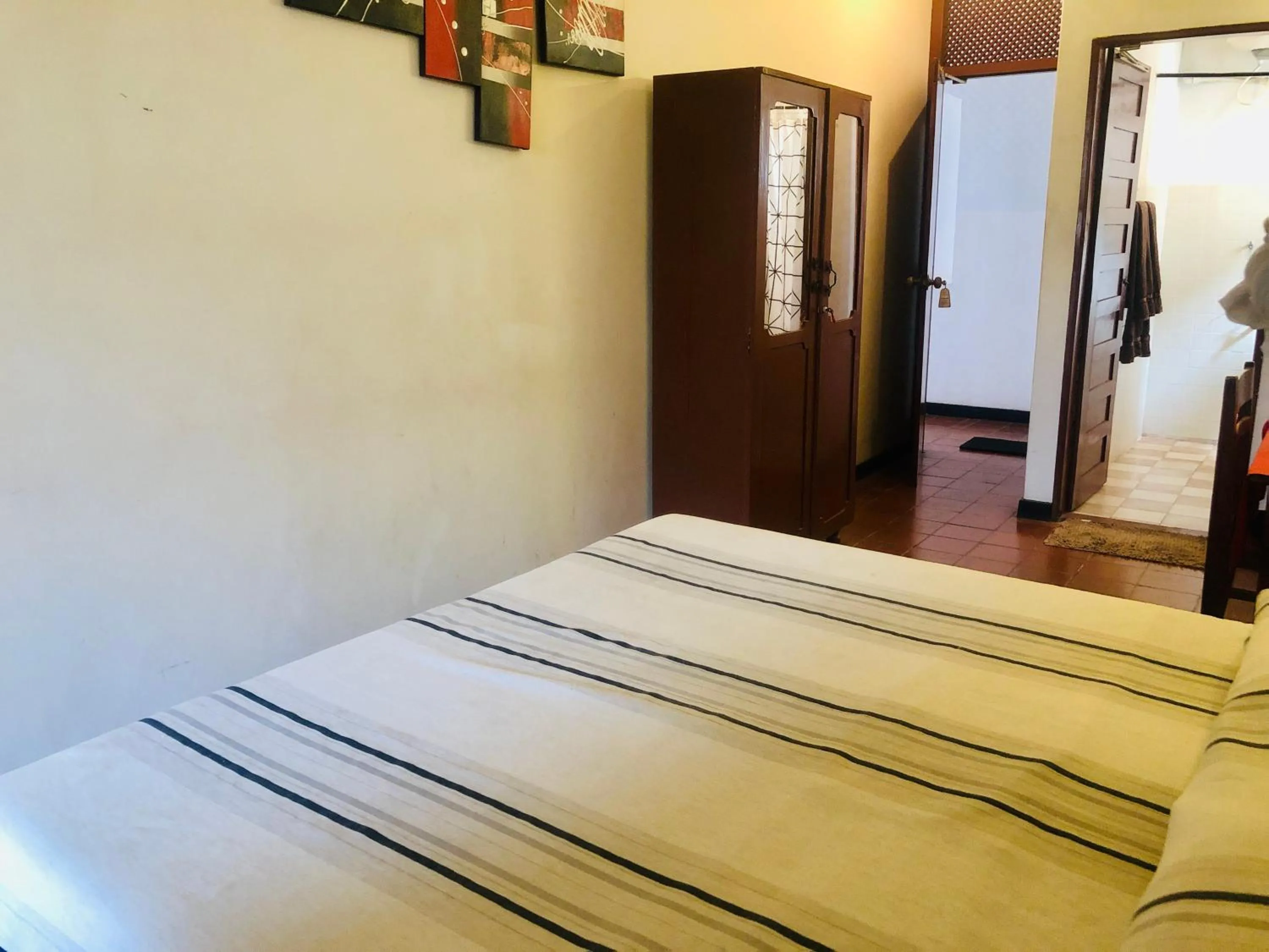 Bed in Hotel Hemadan