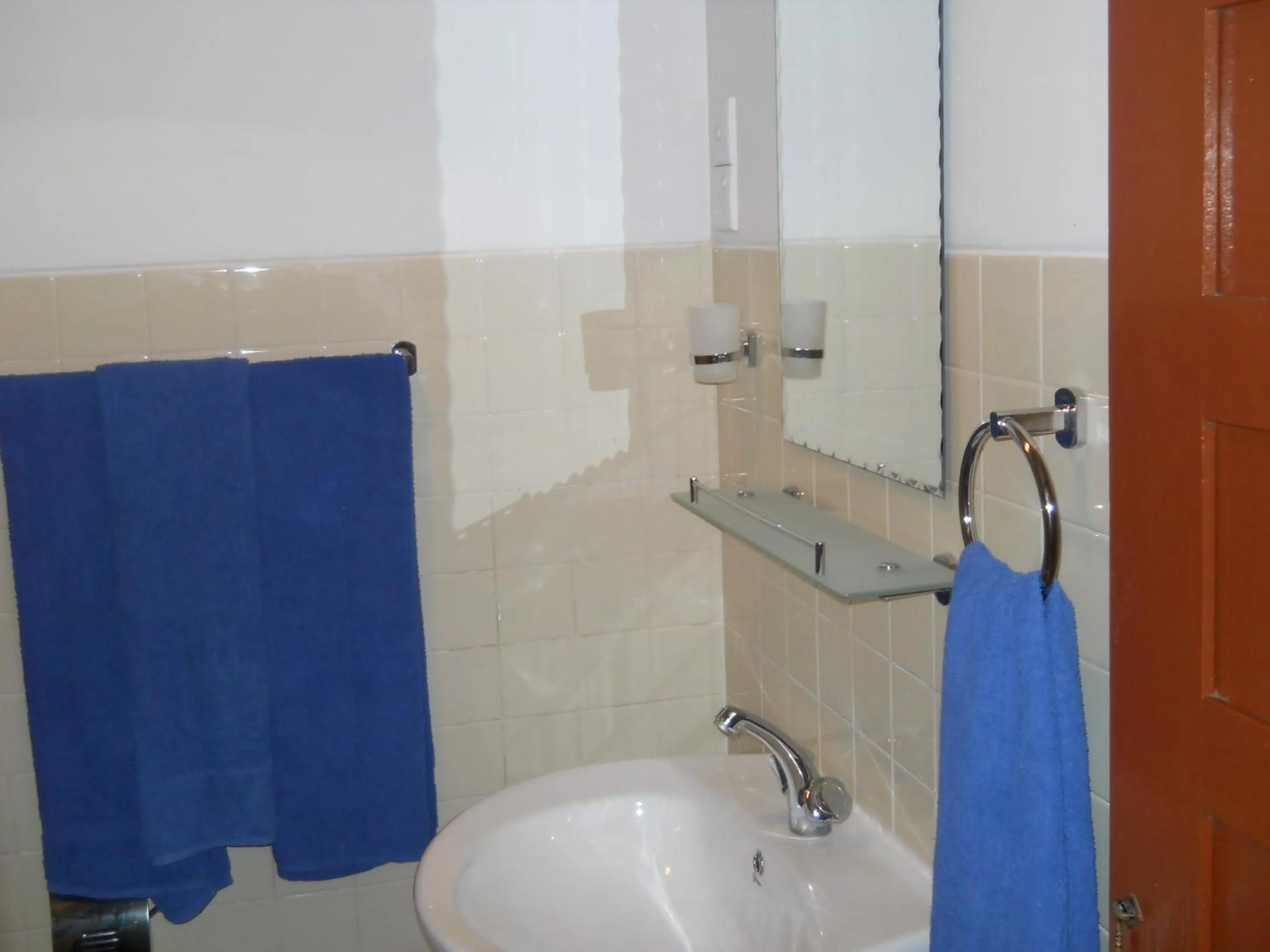 Bathroom in Hotel Hemadan