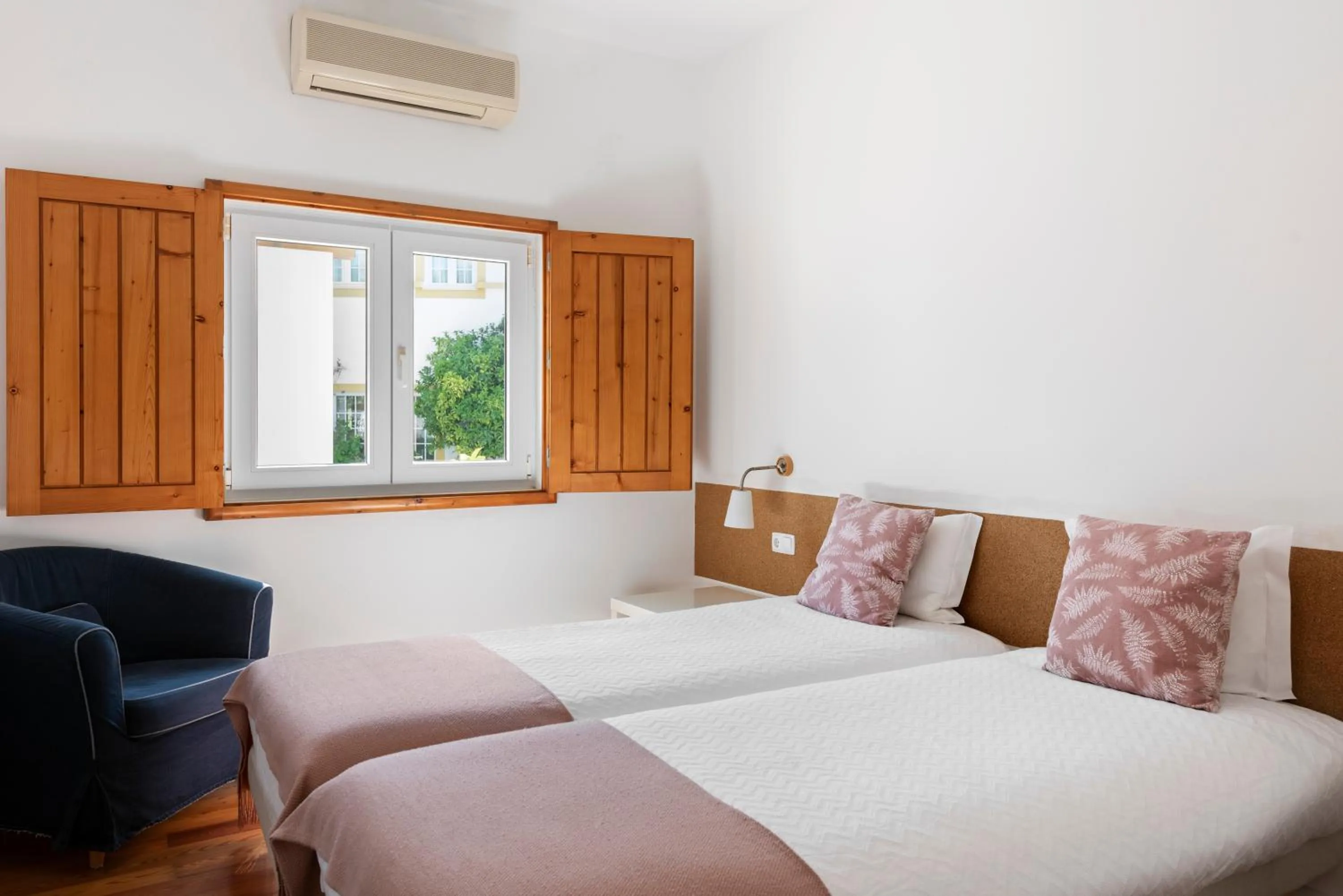 View (from property/room), Bed in Quinta Do Moinho De Vento - Duna Parque Resorts & Hotels