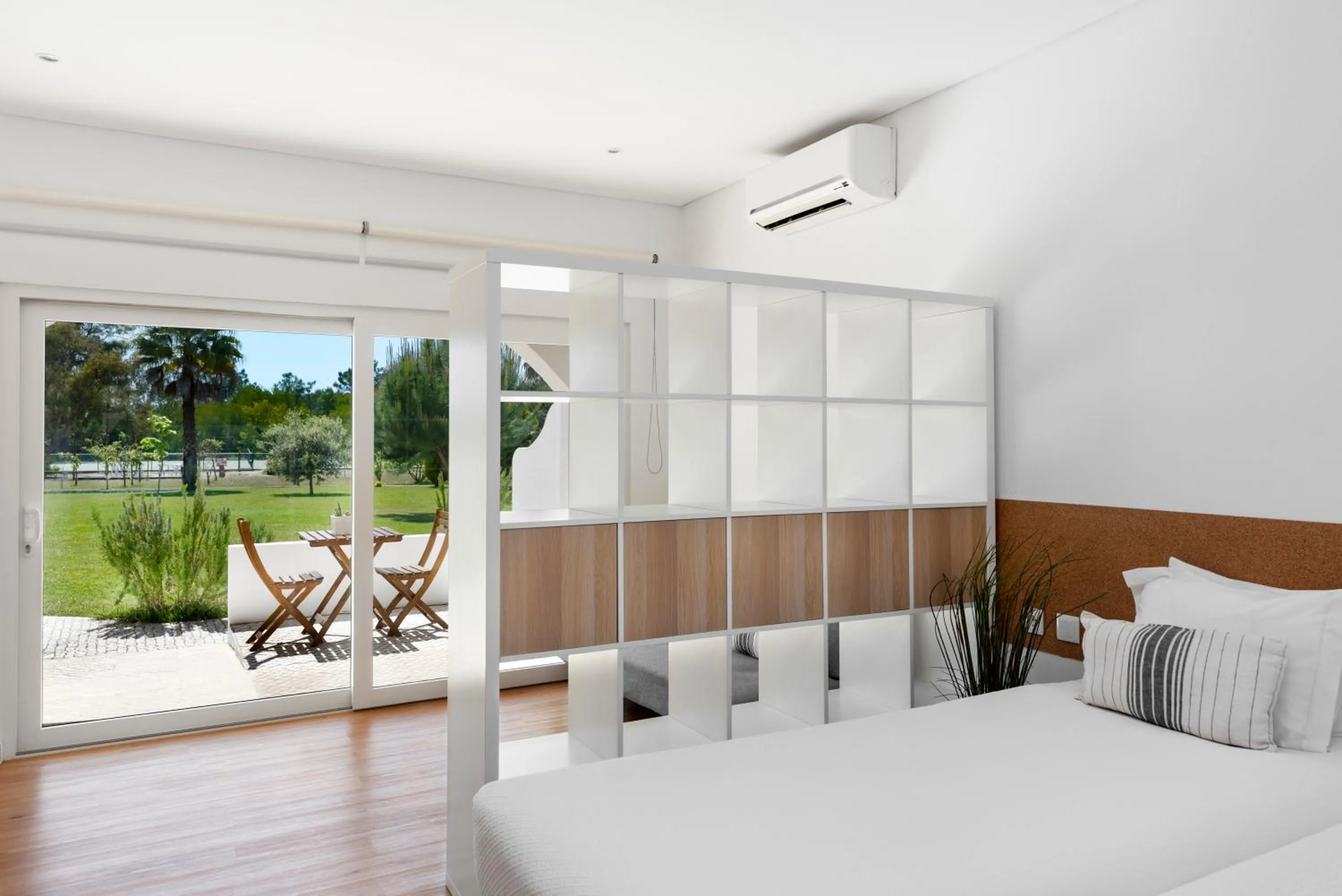 Bedroom, Bed in Quinta Do Moinho De Vento - Duna Parque Resorts & Hotels