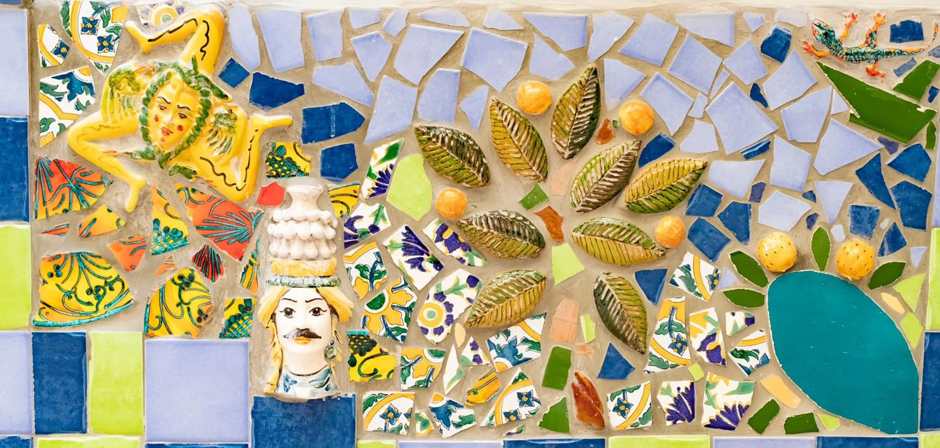 Decorative detail in Hotel Riva Del Sole