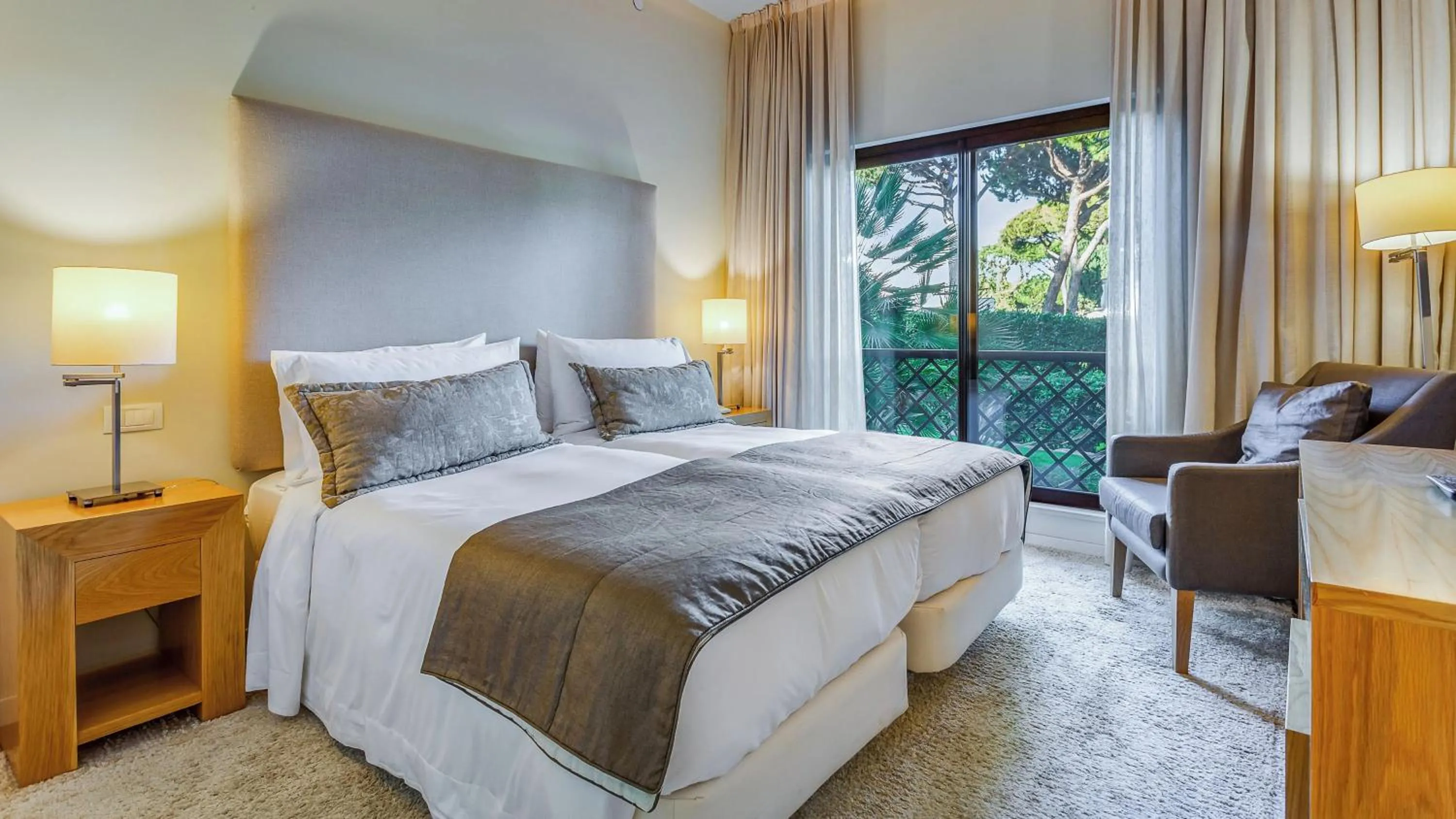 Bed in Pine Cliffs Village