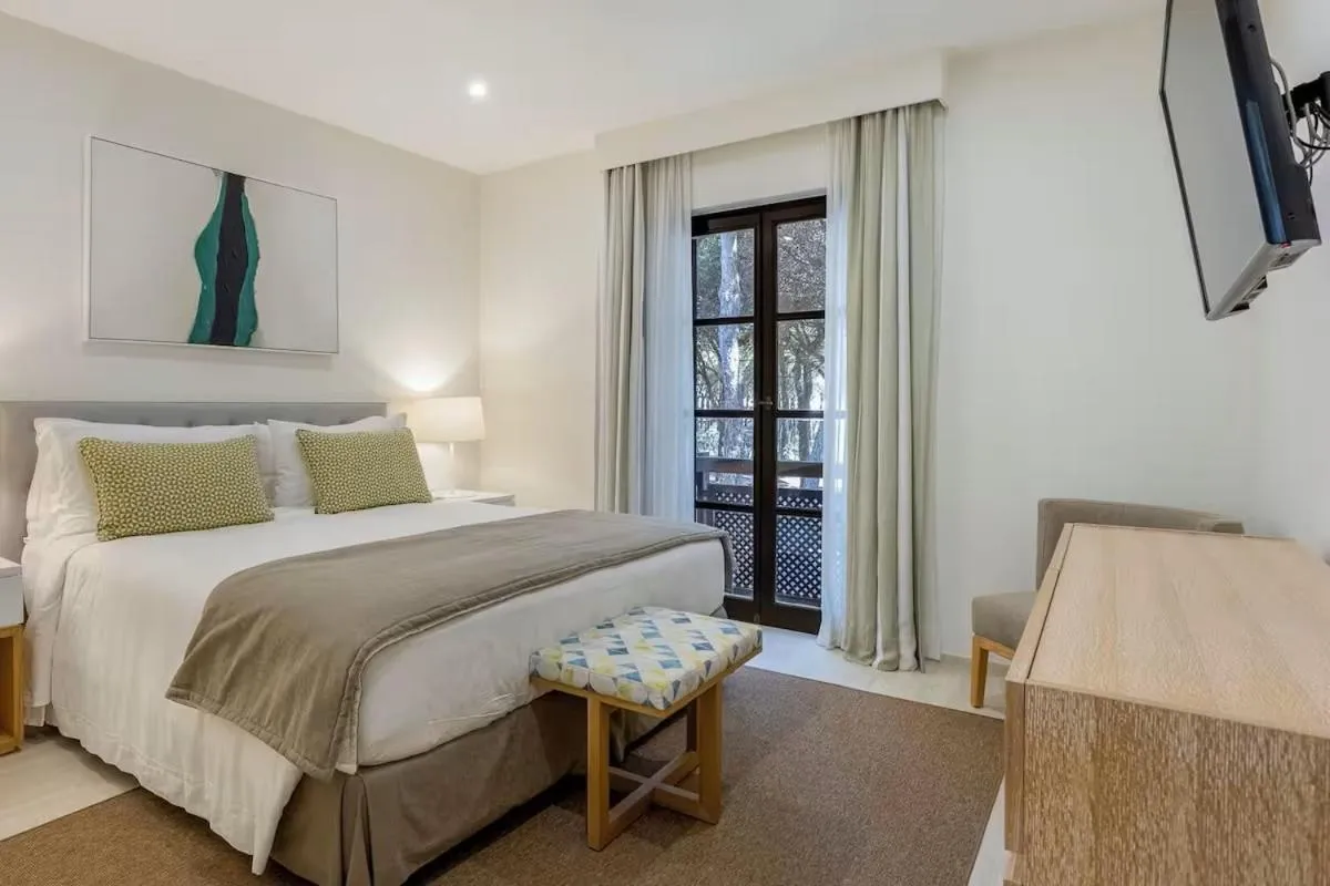 Bedroom in Pine Cliffs Village