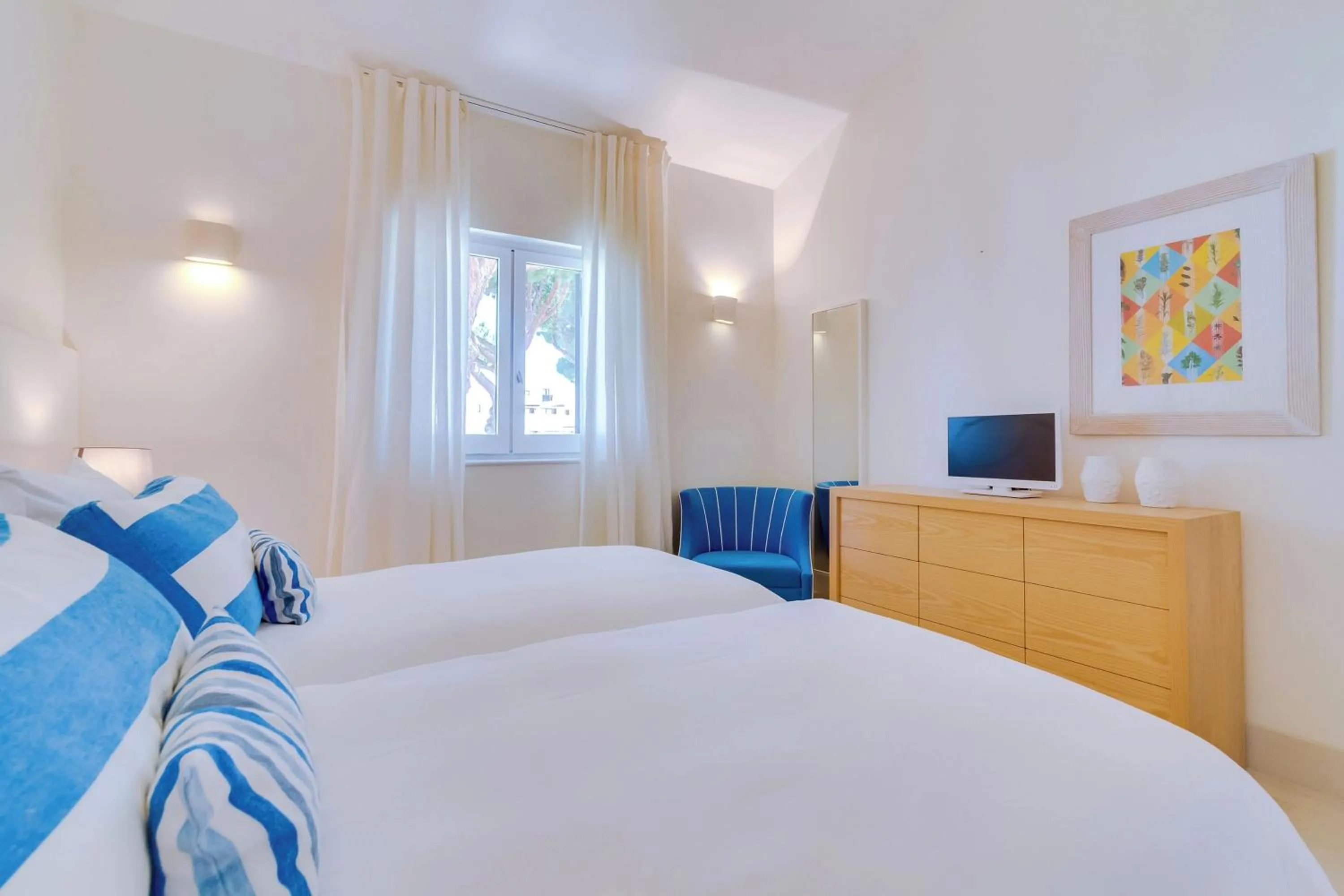 Bed in Pine Cliffs Village