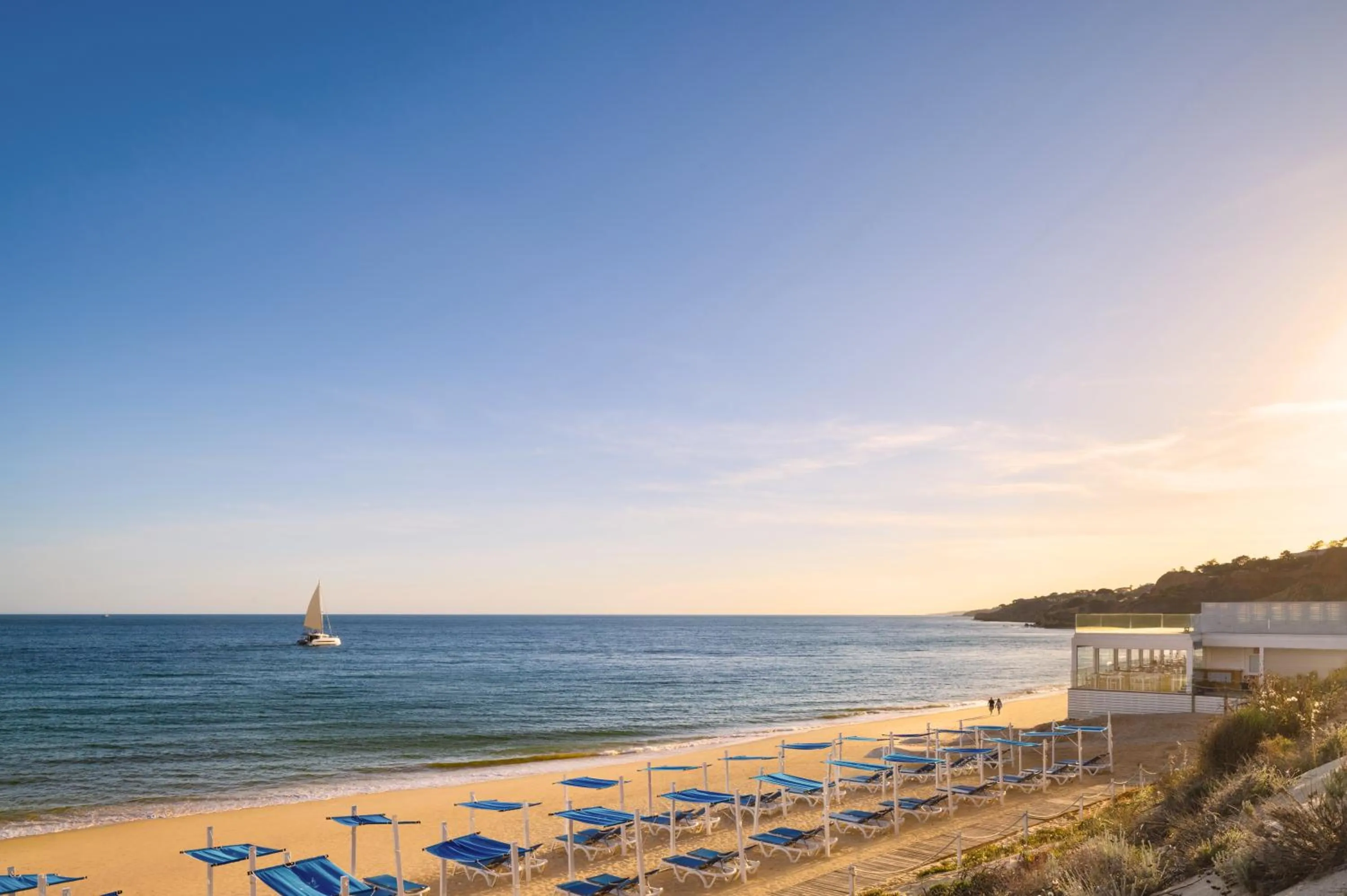 Beach in Pine Cliffs Village