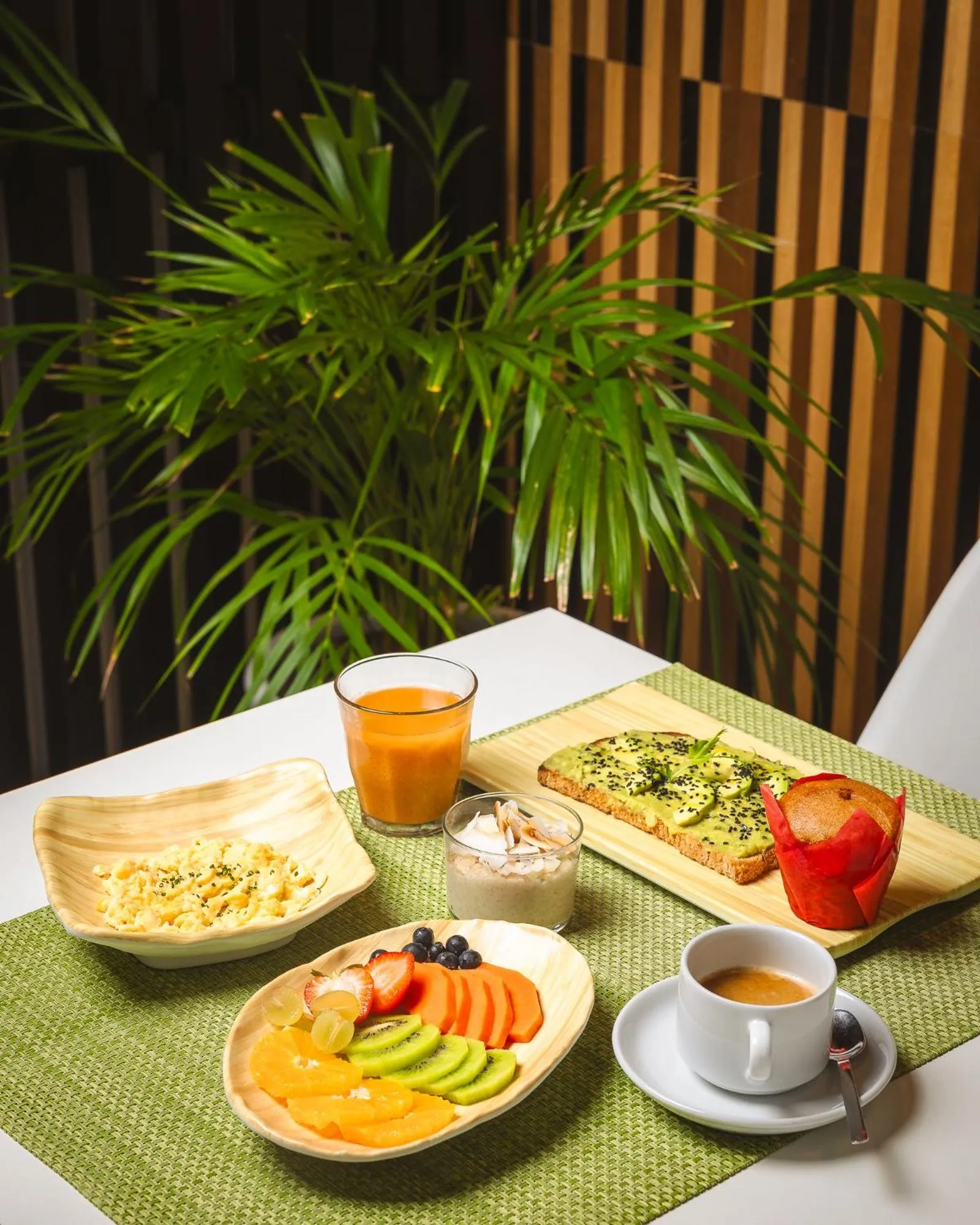 Breakfast in Pine Cliffs Village