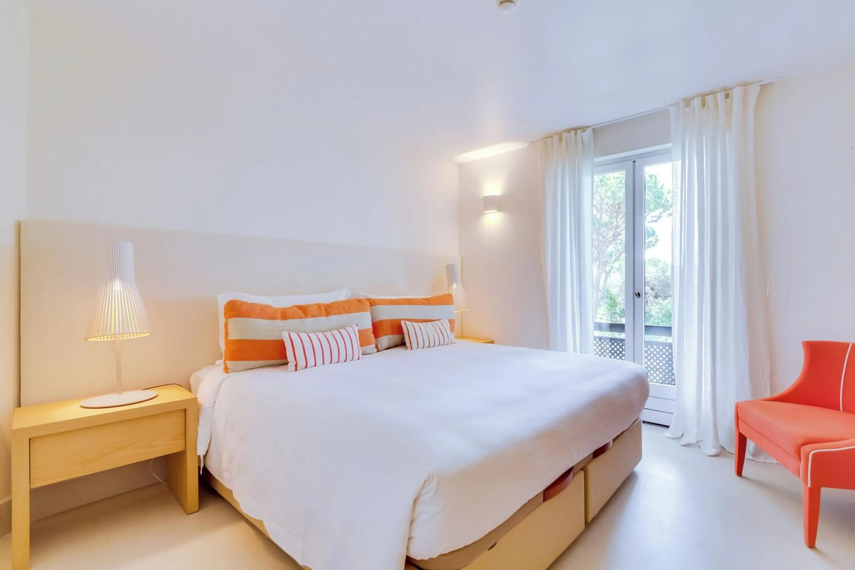 Bed in Pine Cliffs Village