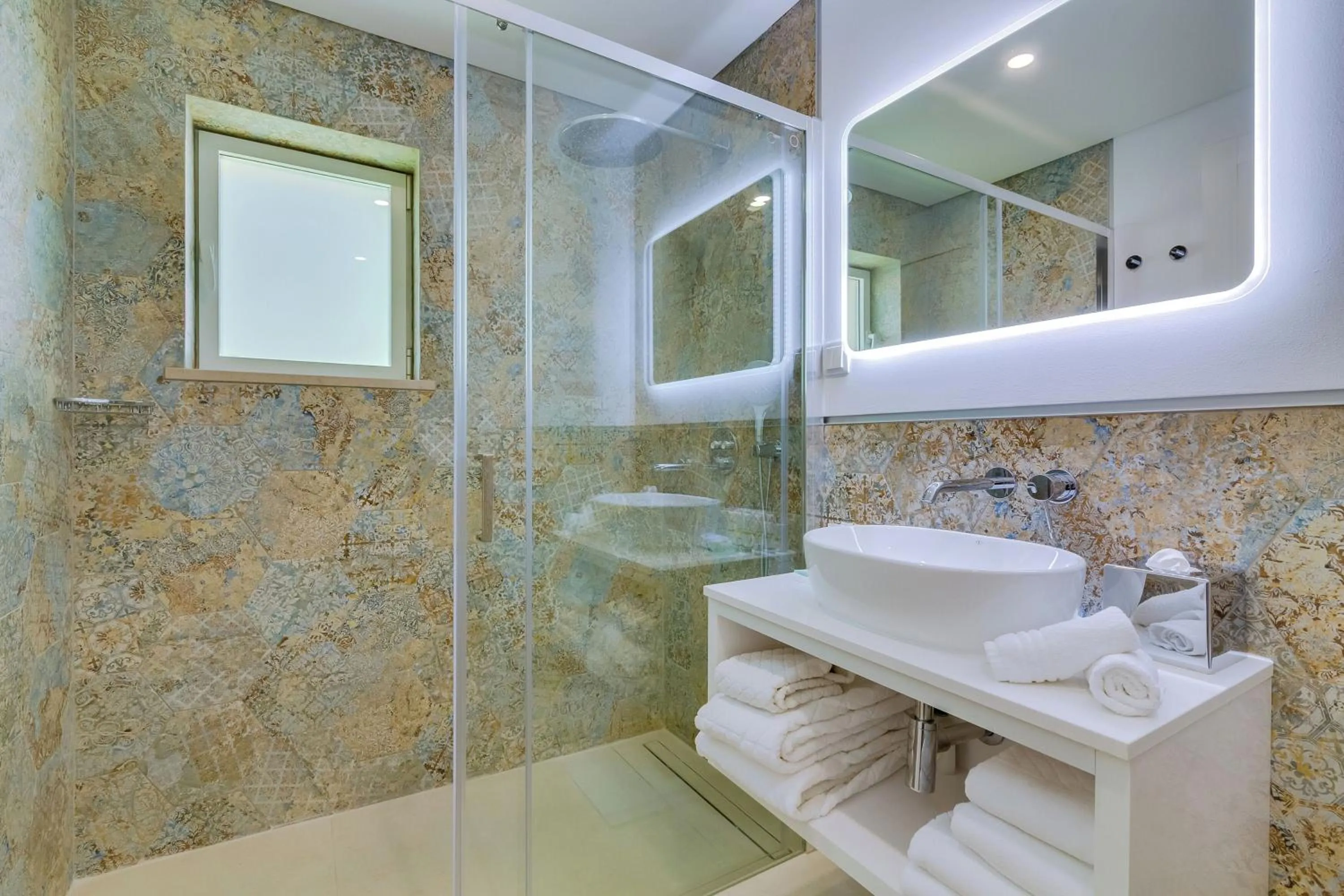 Bathroom in Pine Cliffs Village