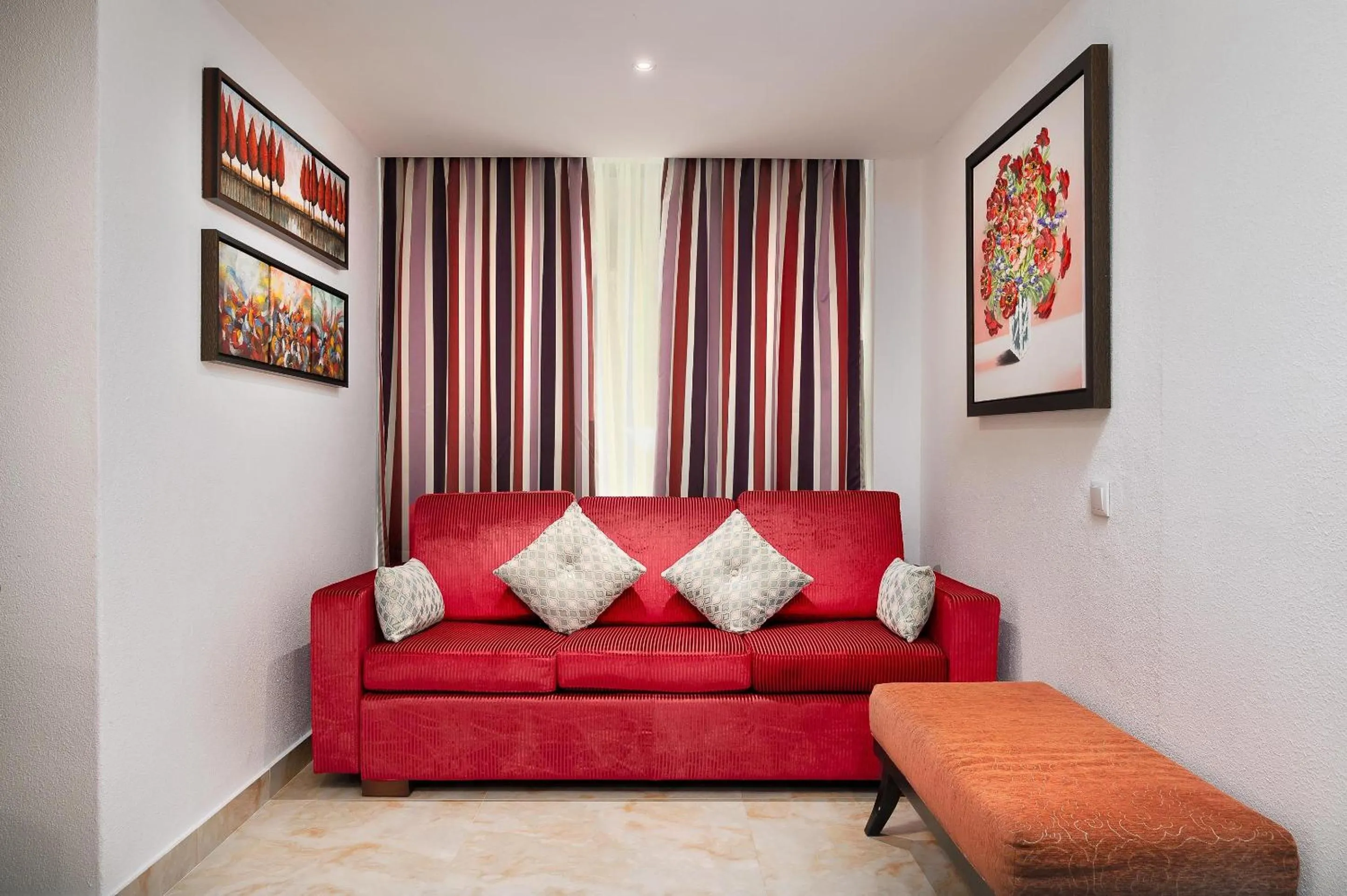 Seating area in Grand Muthu Forte Da Oura