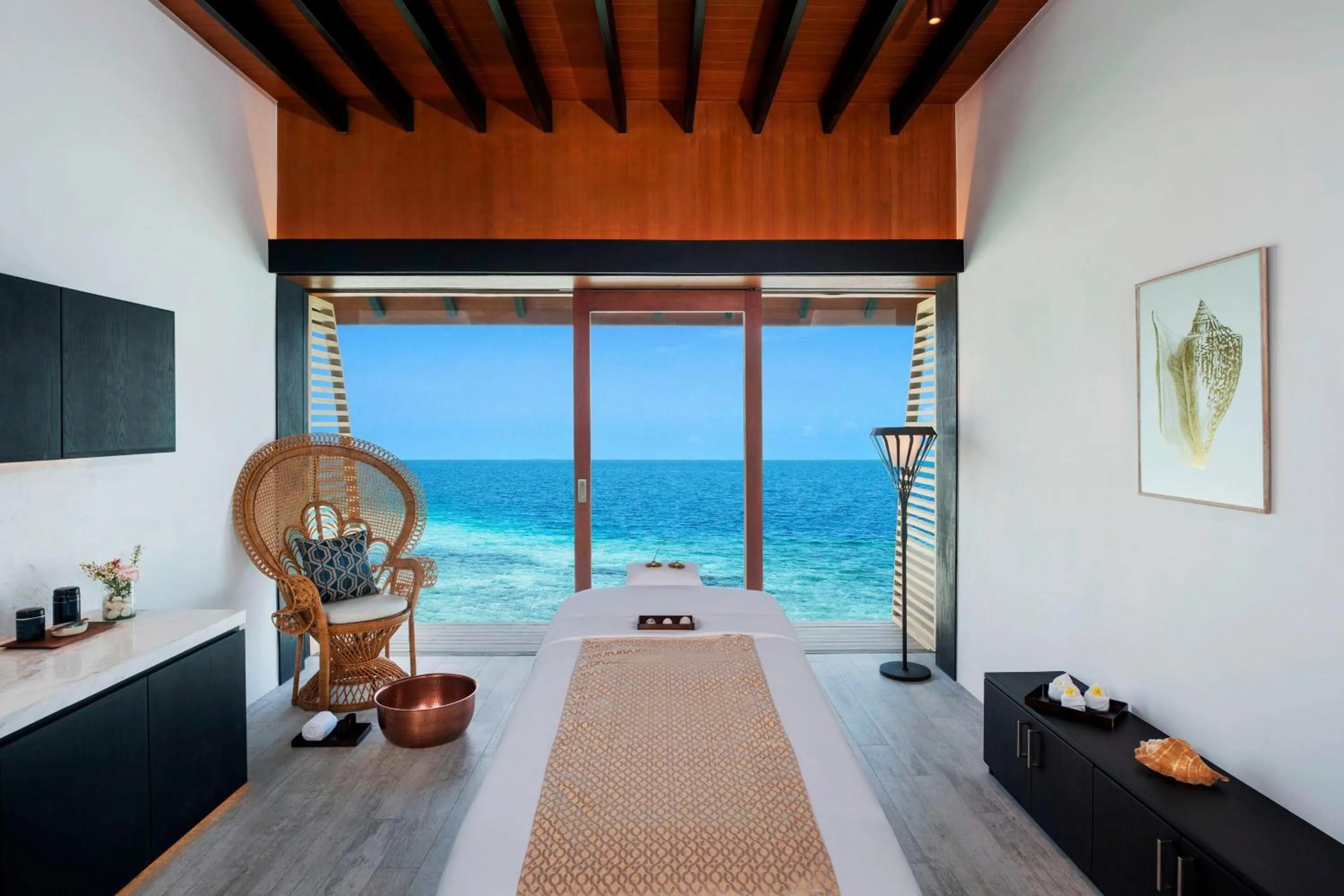 Spa and wellness centre/facilities in The Westin Maldives Miriandhoo Resort