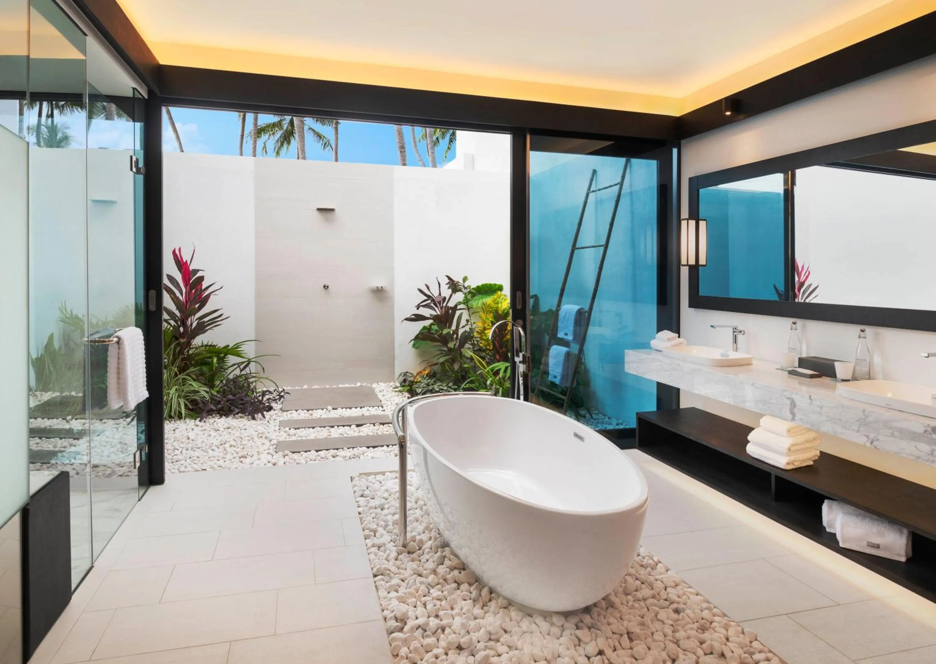 Bathroom in The Westin Maldives Miriandhoo Resort