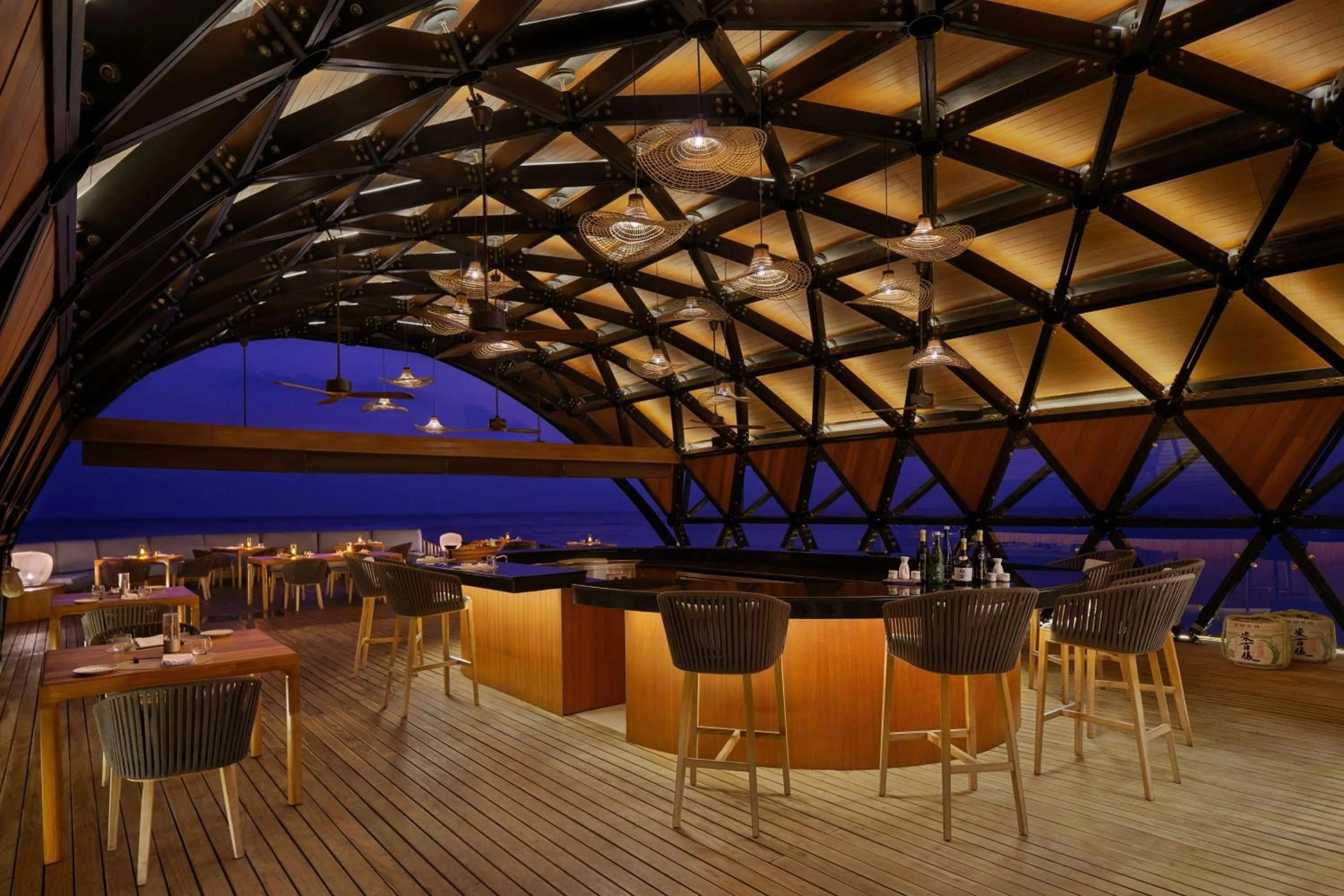 Restaurant/places to eat in The Westin Maldives Miriandhoo Resort