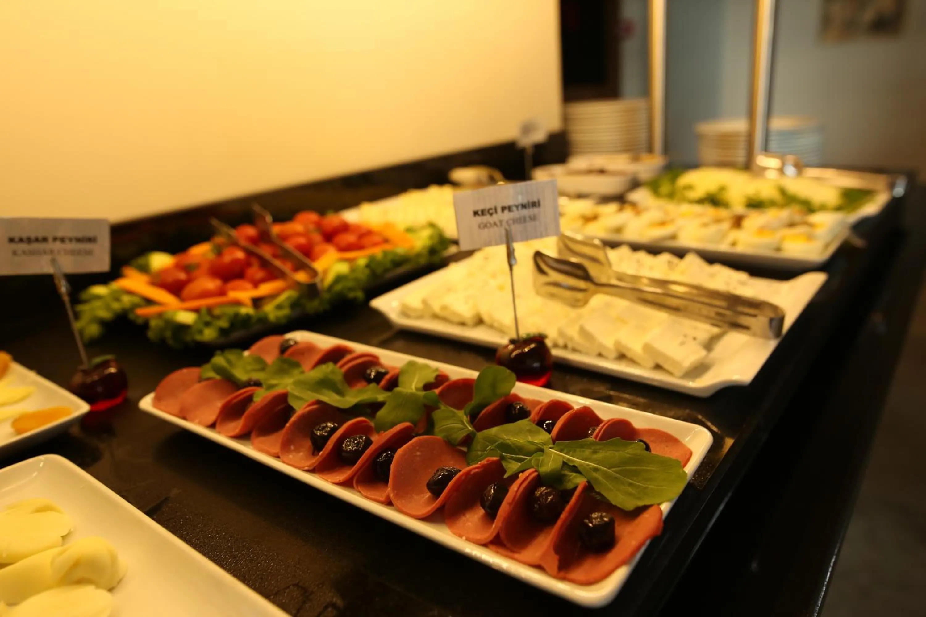 Buffet breakfast in Oytun Park Hotel