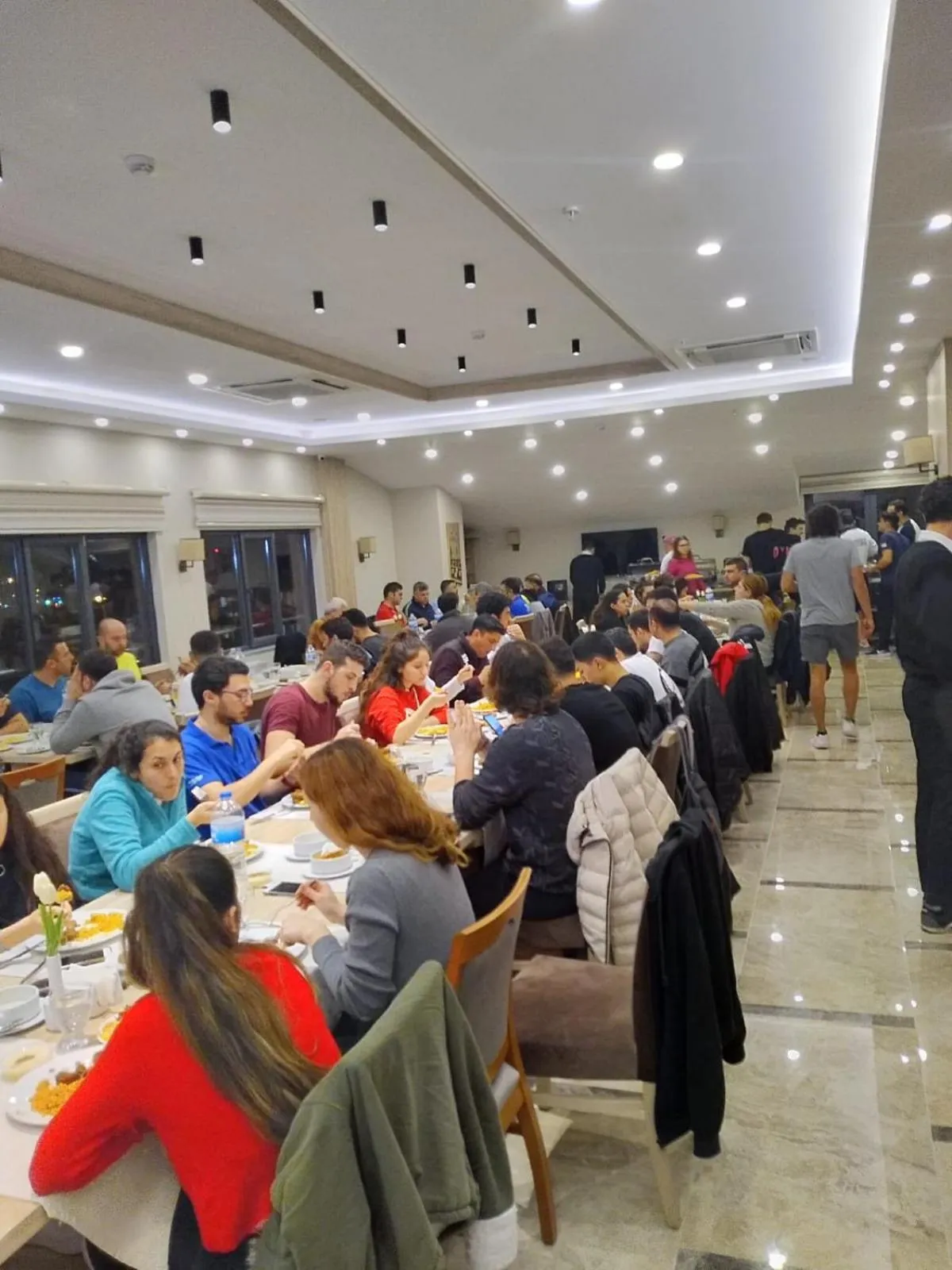 Restaurant/places to eat in Oytun Park Hotel